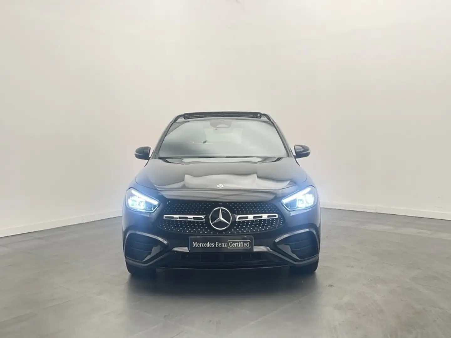 Mercedes-Benz GLA 250 e Hybrid AMG Pack Night Toit Pano Noir - 2