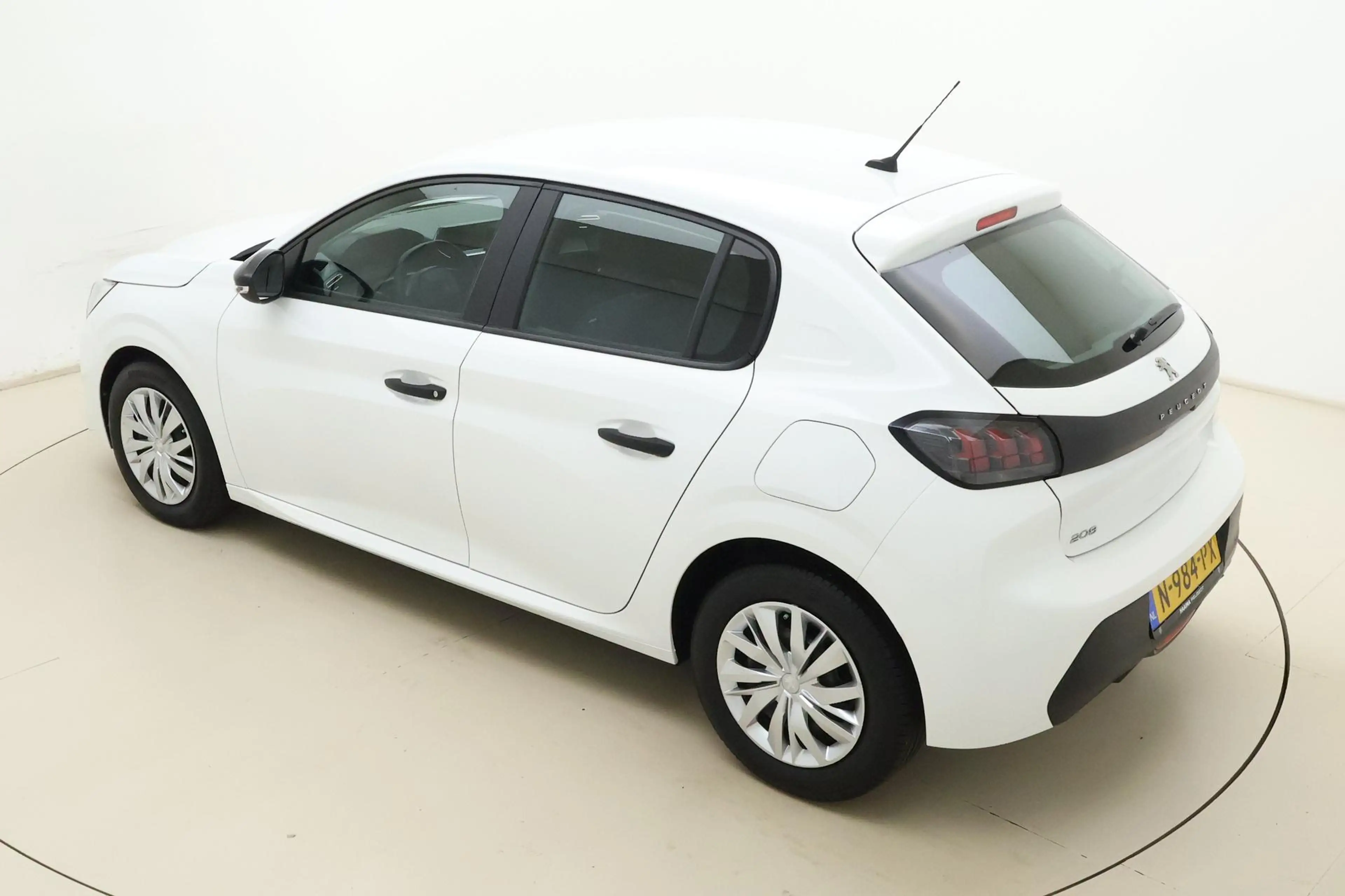 Peugeot 208 1.2 Like 75 Pk | Airco | DAB Radio | Bluetooth | C — photo 5