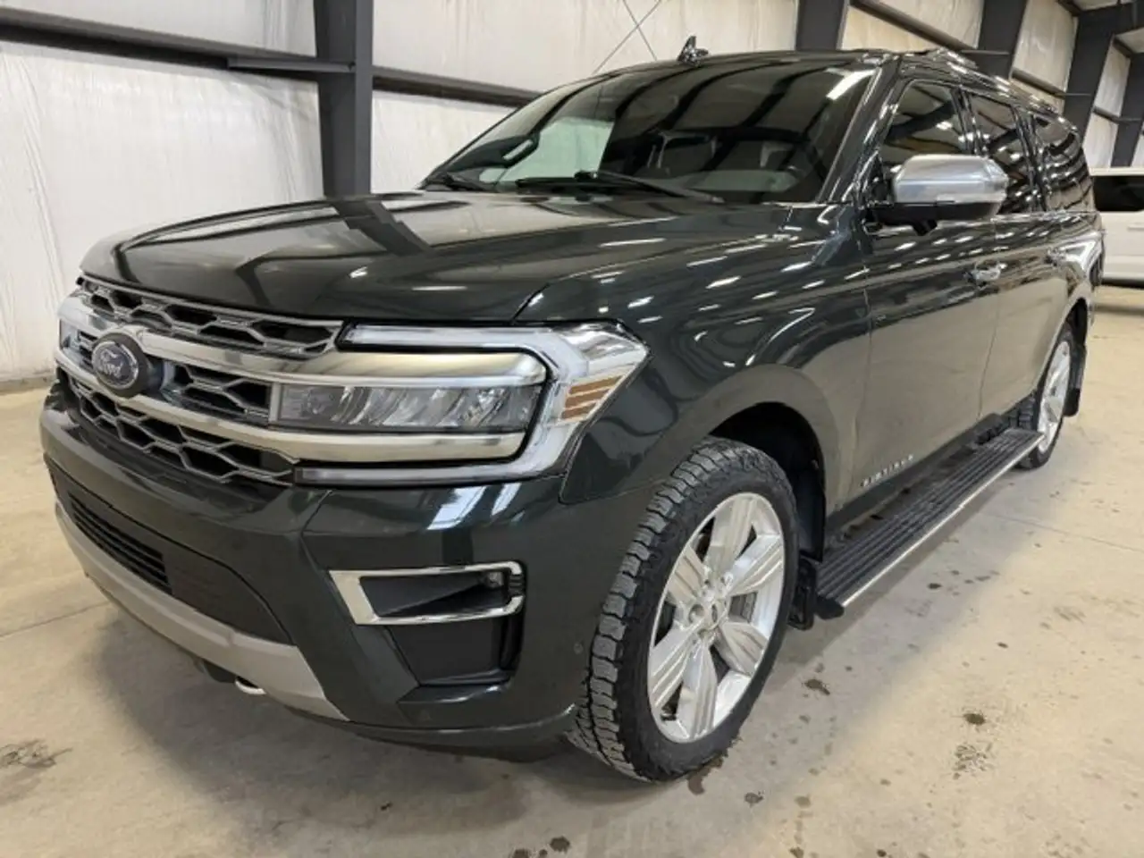 Ford Expedition снимка Ford Expedition