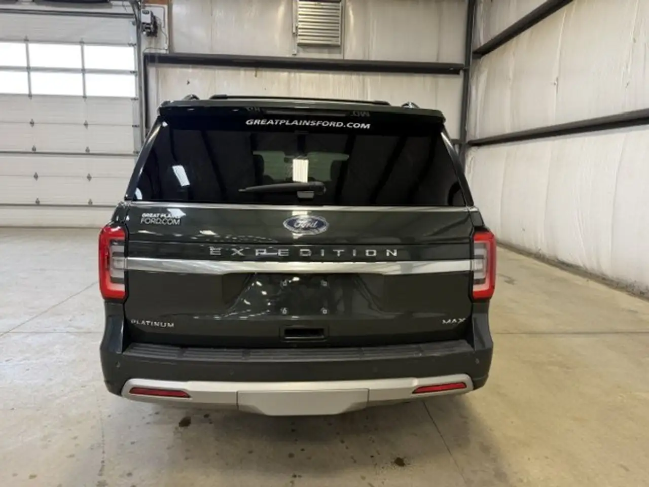 Ford Expedition снимка Ford Expedition