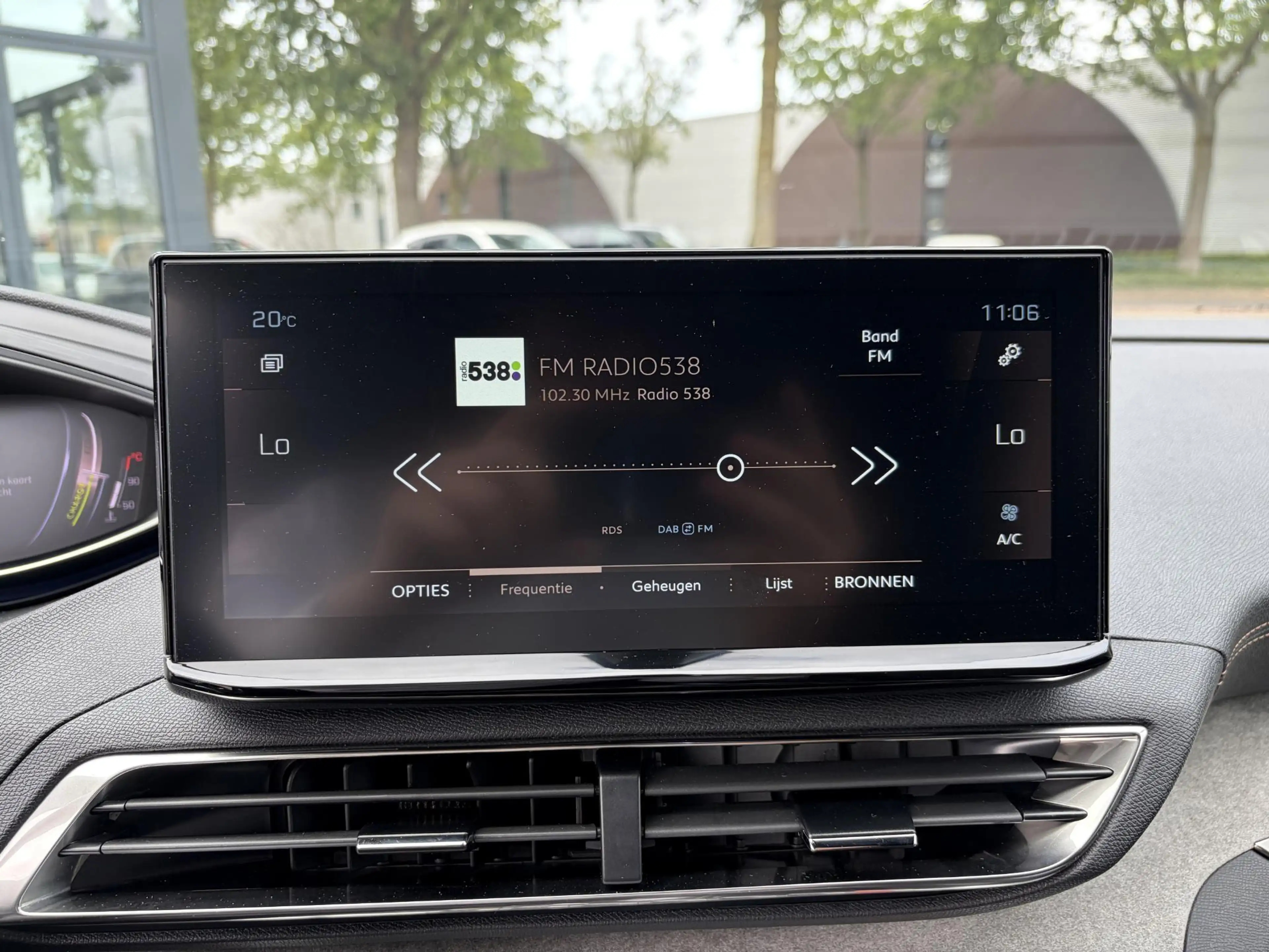 Peugeot 5008 1.2 GT HYBRID 136 7 PERSOONS| VAN:33.900,- VOOR:29 — photo 18
