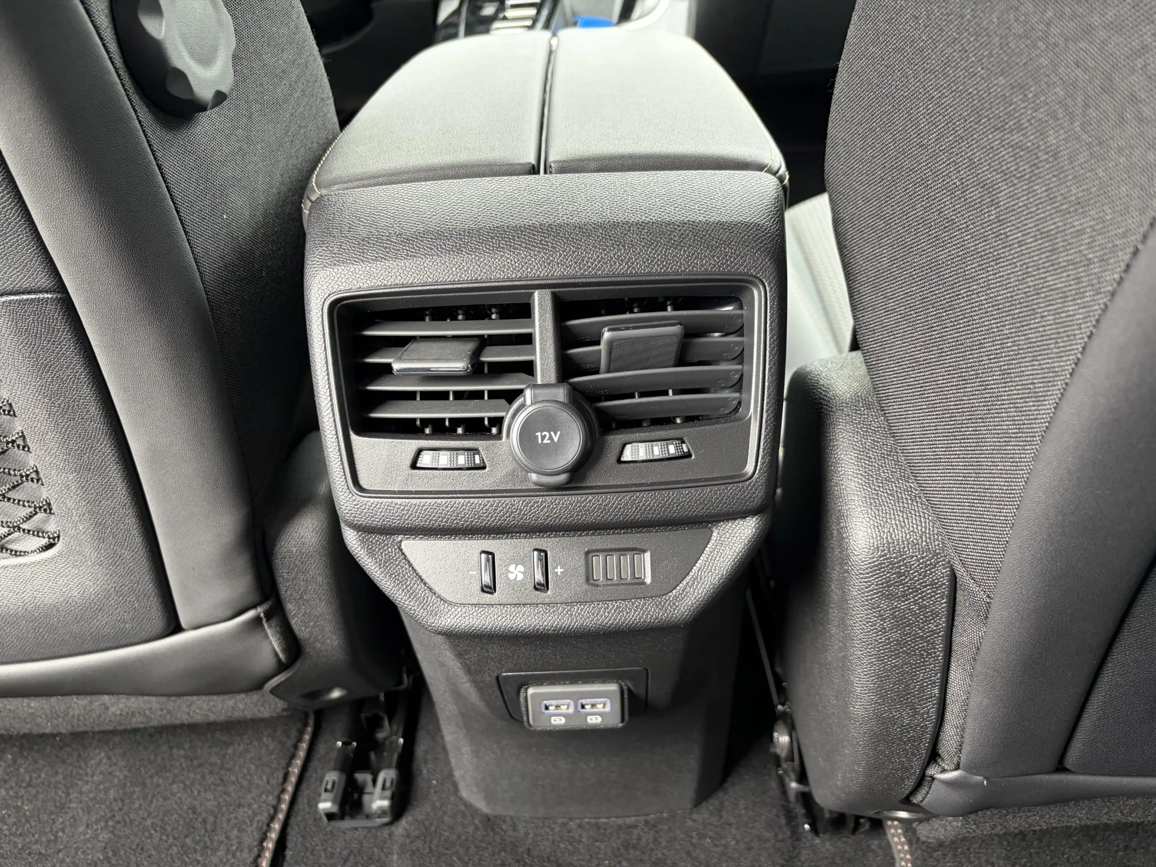 Peugeot 5008 1.2 GT HYBRID 136 7 PERSOONS| VAN:33.900,- VOOR:29 — photo 11