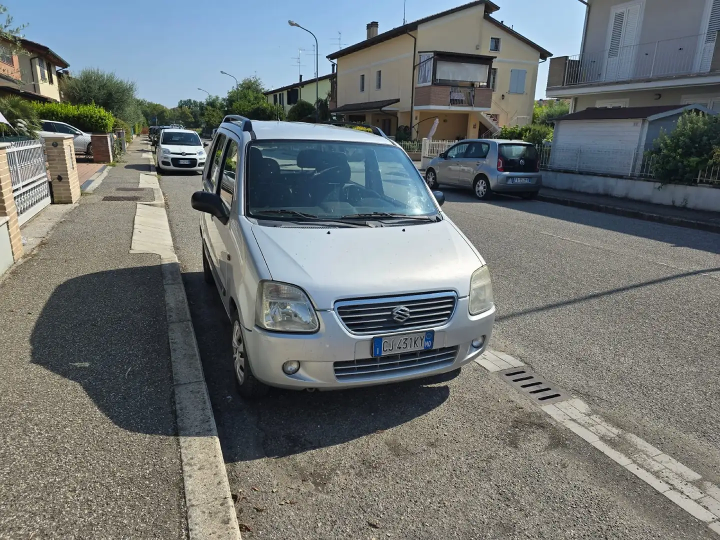 Suzuki Wagon R+ 1.3 GL - 1
