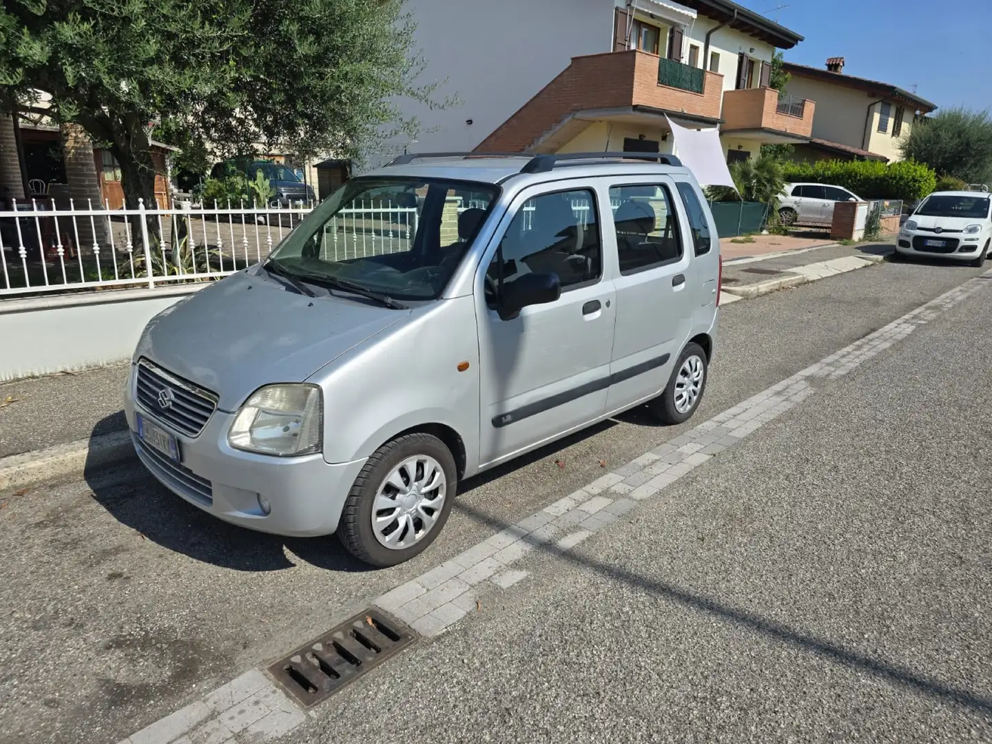 Suzuki Wagon R+ 1.3 GL - 2