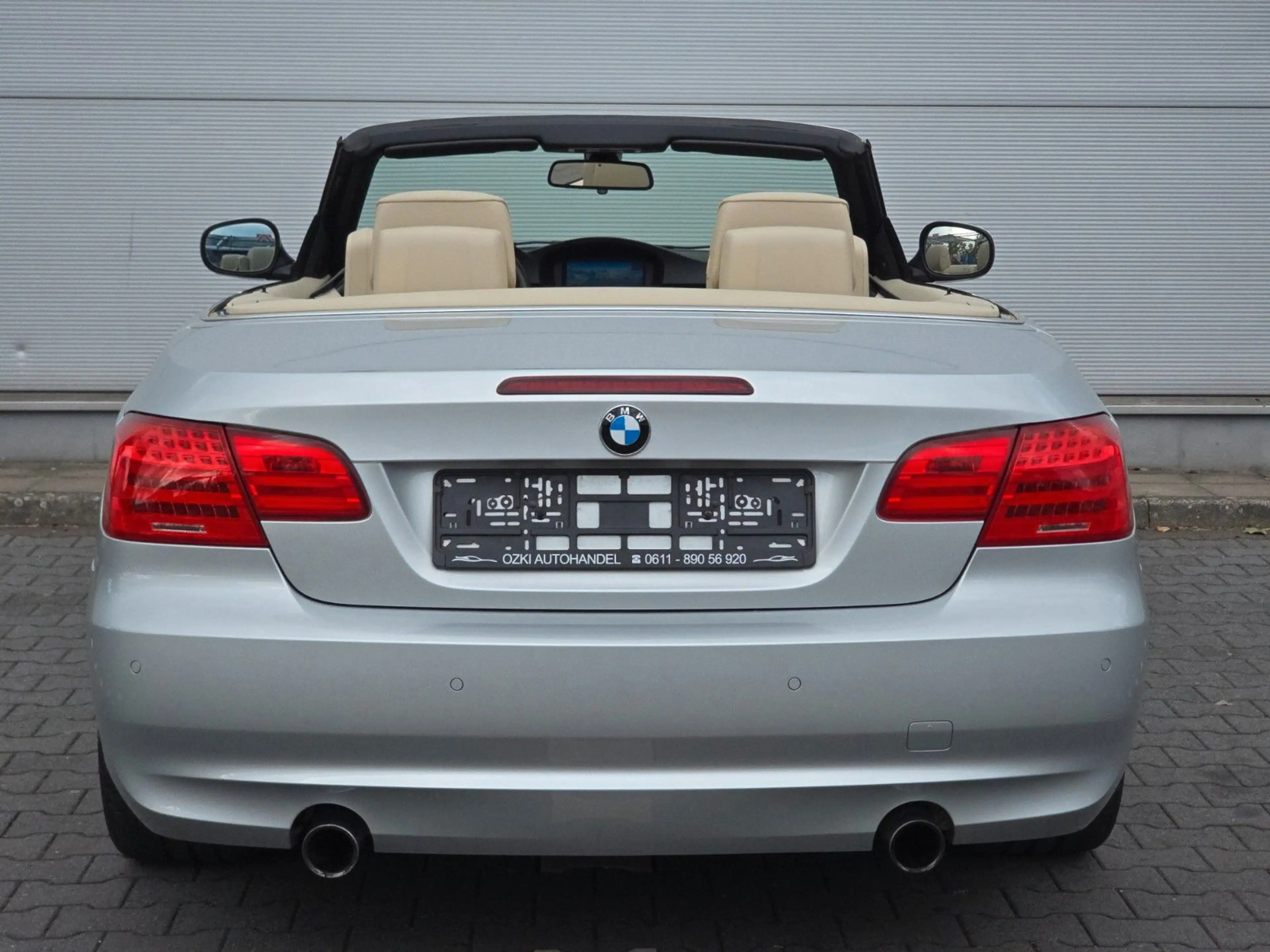 BMW 335 i Cabrio — photo 10