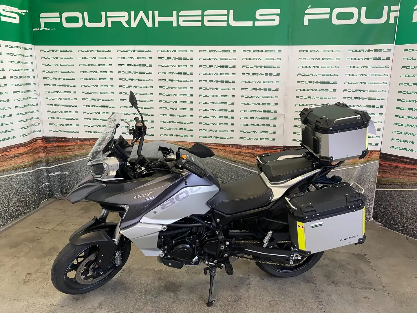 QJ Motor test drive gratuito - 1