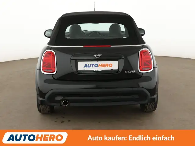 MINI Convertible view 5