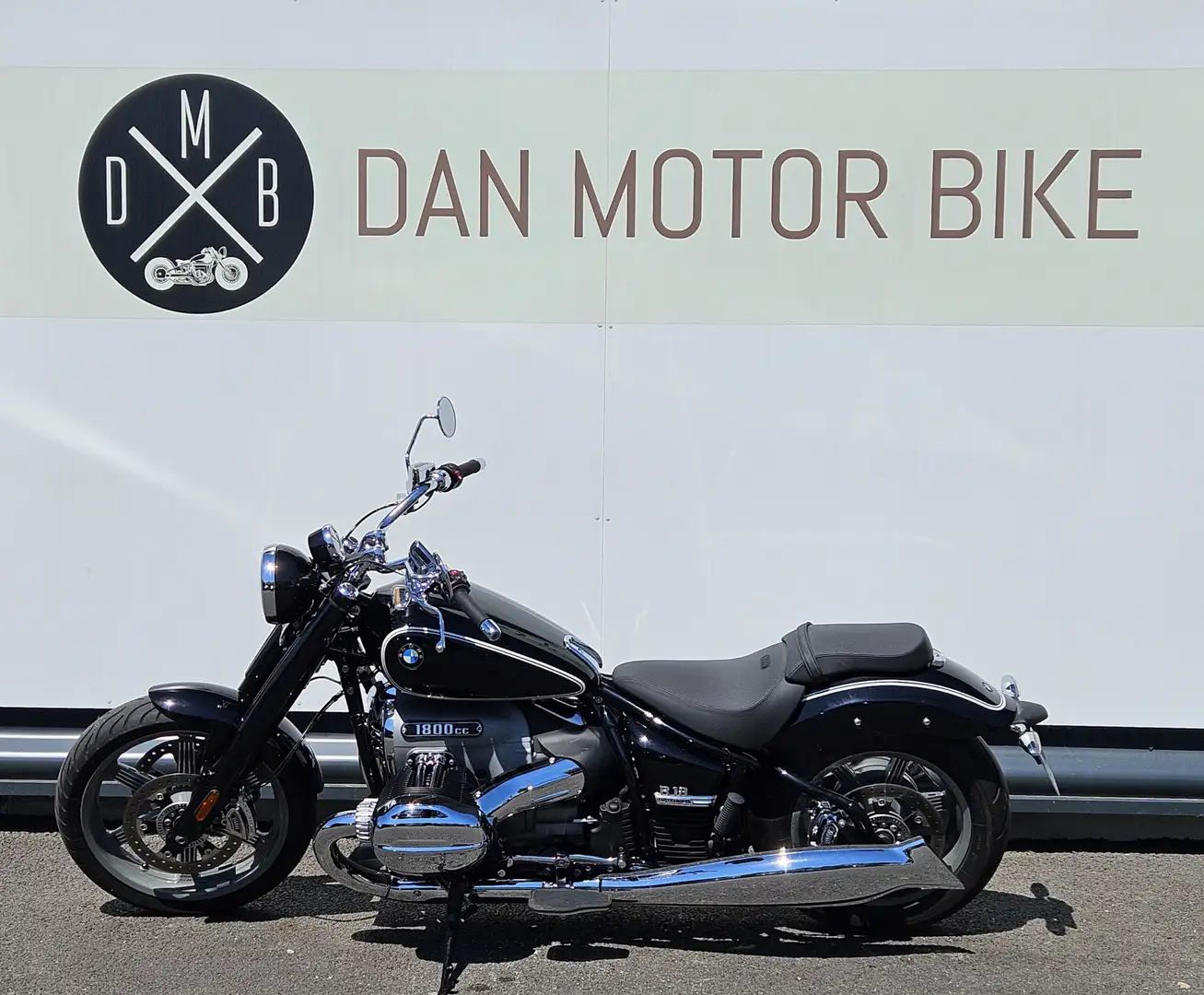 BMW R 18 Classic Black - 1