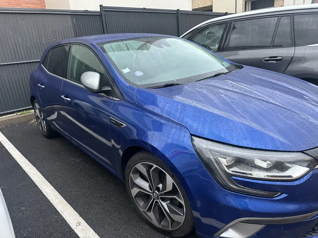 Renault Megane MÃ©gane IV Berline TCe 130 Energy Limite