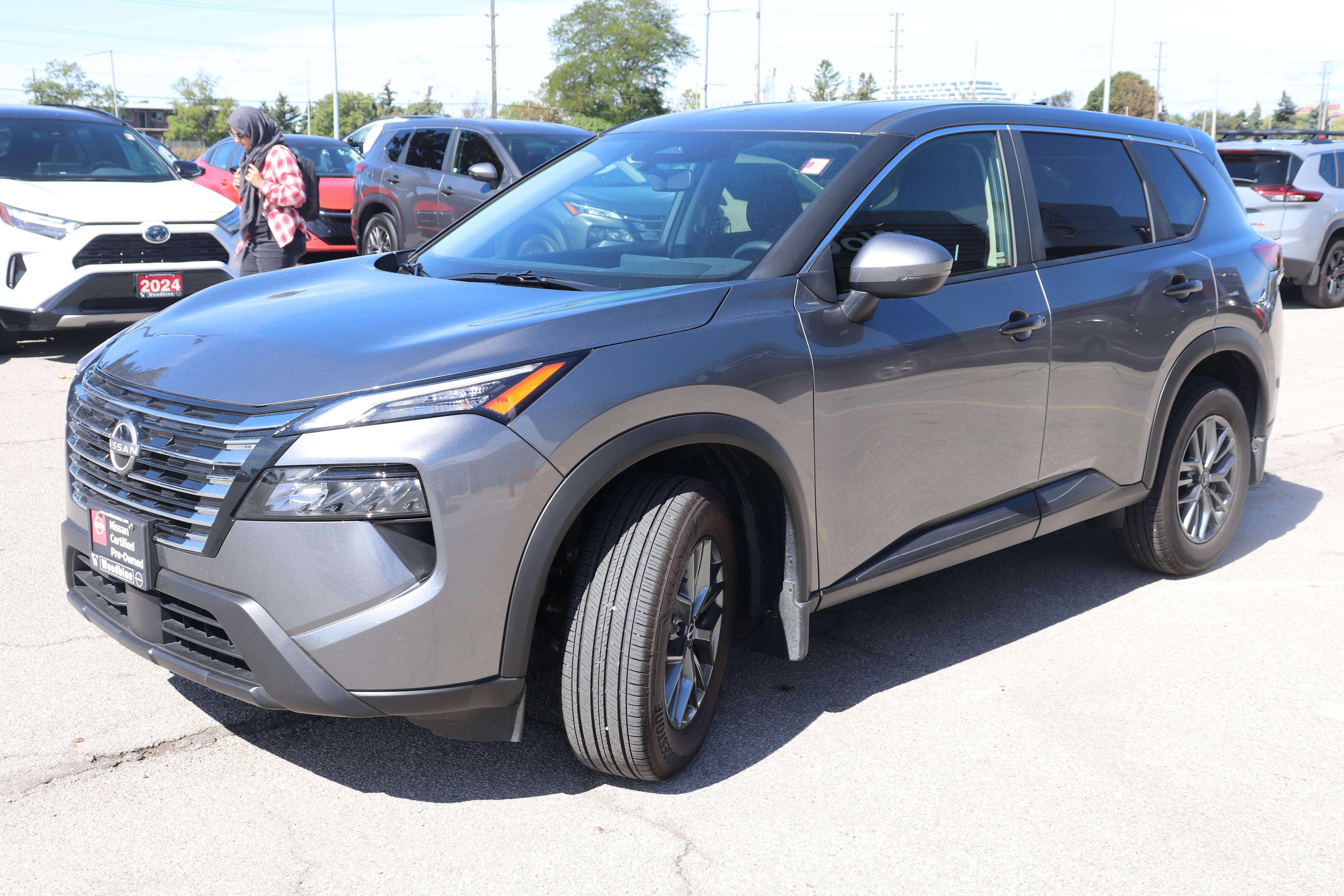 2026 Nissan Rogue S AWD|CLEAN CARFAX|LOW KMS|CARPLAY|HEATED SEATS — photo 1