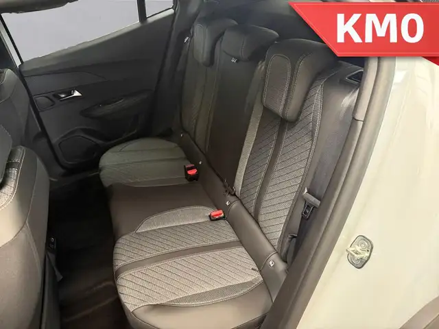 Peugeot 2008 view 13