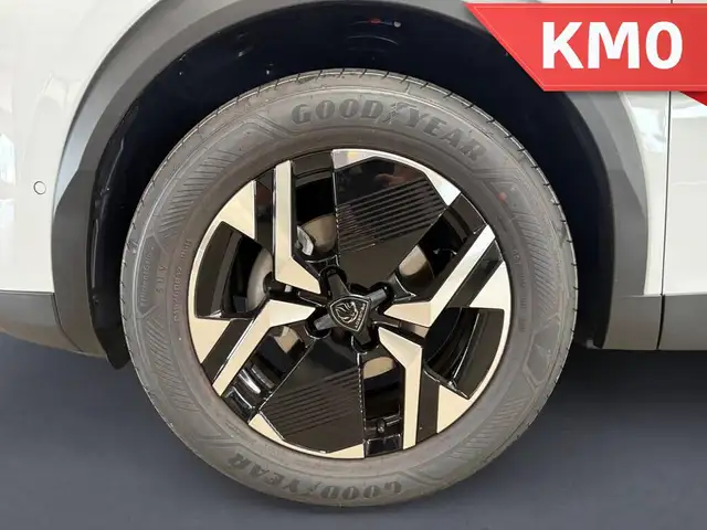 Peugeot 2008 view 9