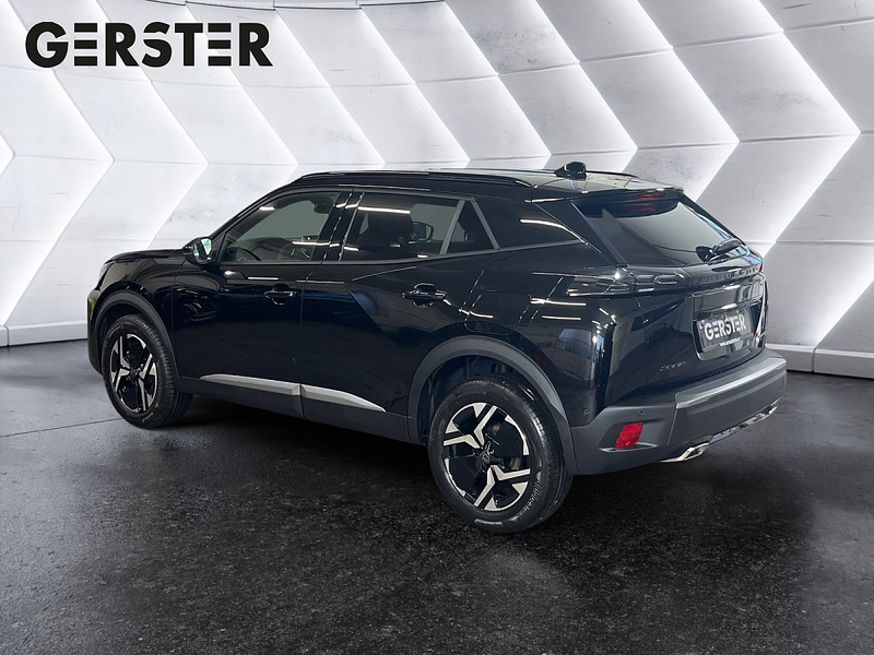 Peugeot 2008 Hybrid 145 e-DCS6 Allure — photo 4