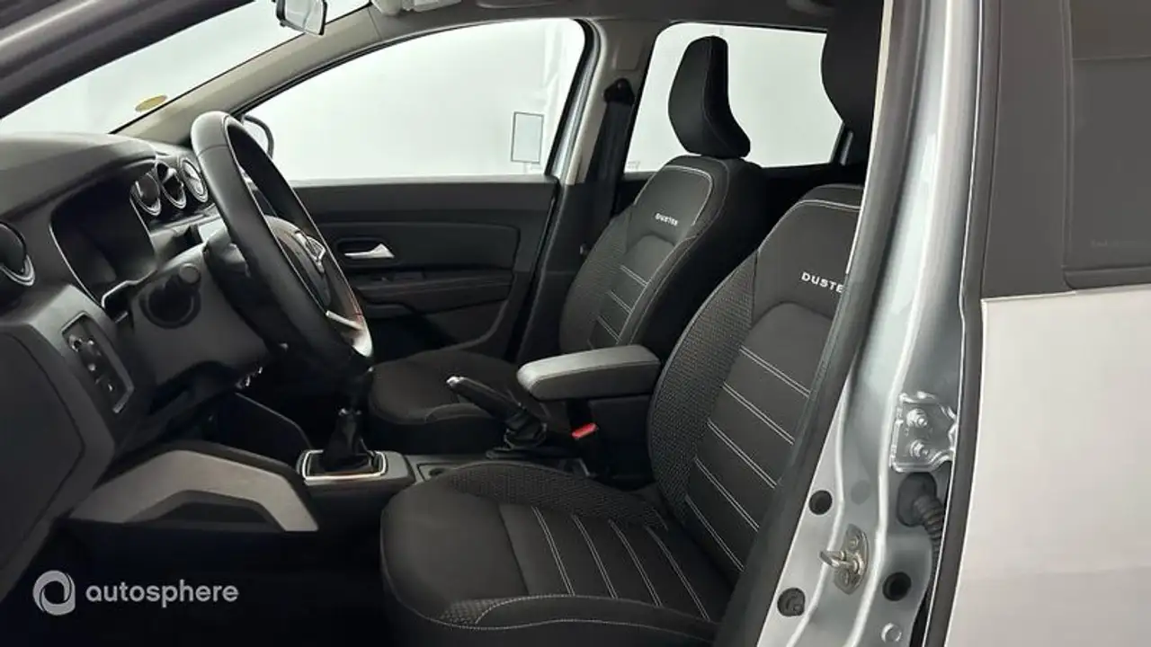 Dacia Duster — photo 12
