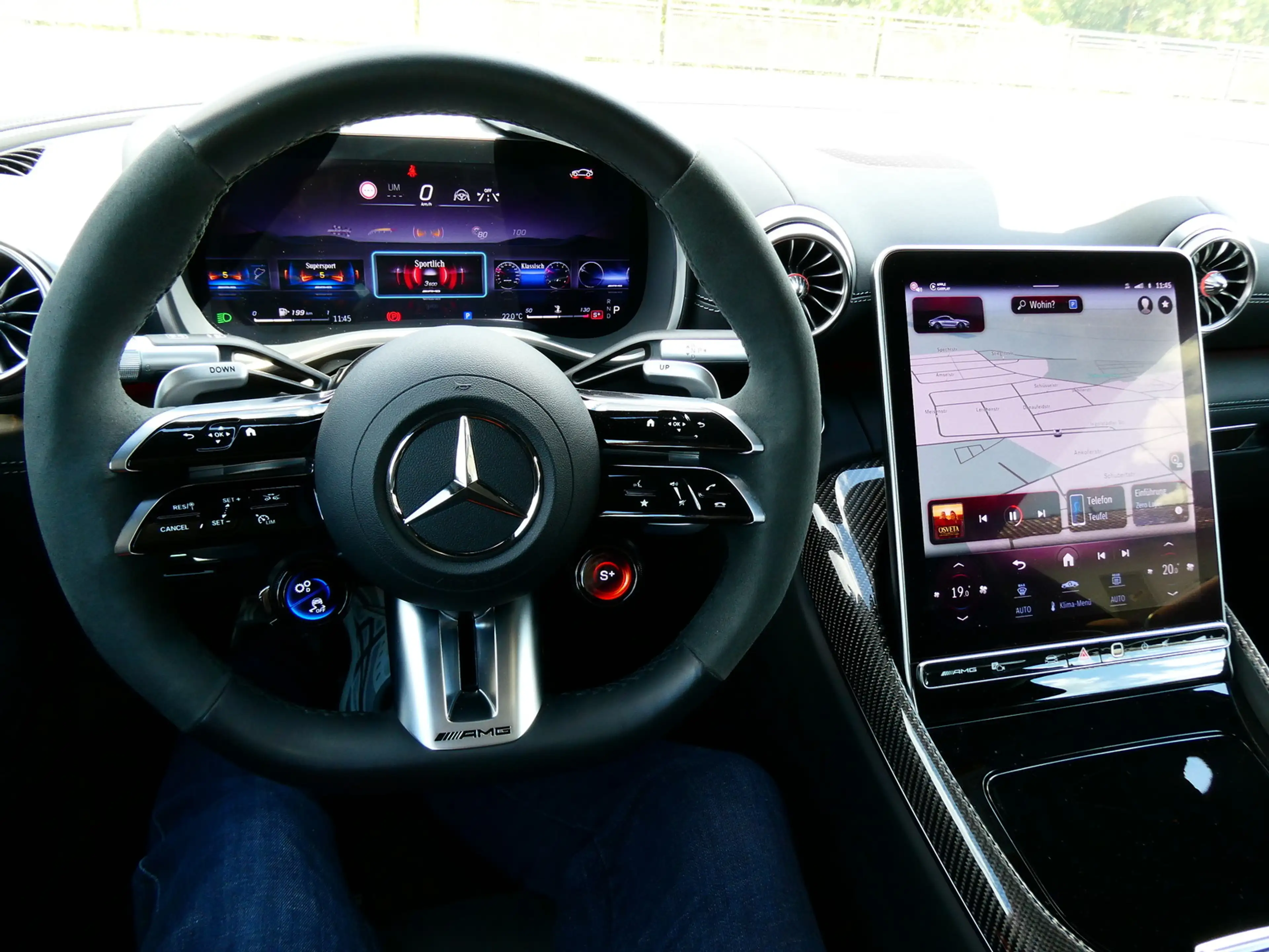 Mercedes-Benz AMG GT 63 4M+ PREMIUM+SITZ-KLIMA+PANO+NIGHT+CARB — photo 12