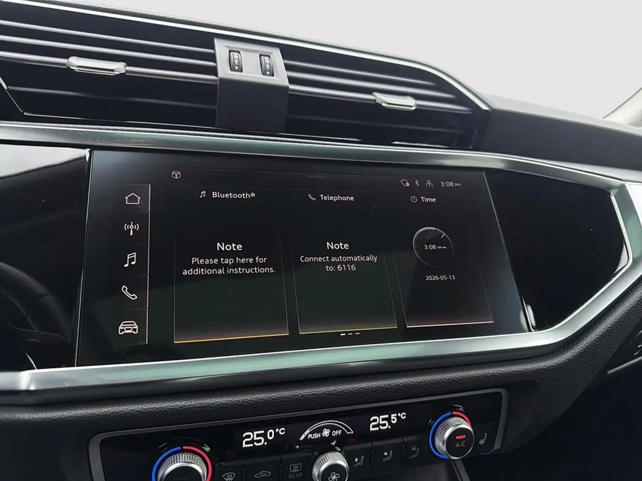 Audi Q3 снимка Audi Q3