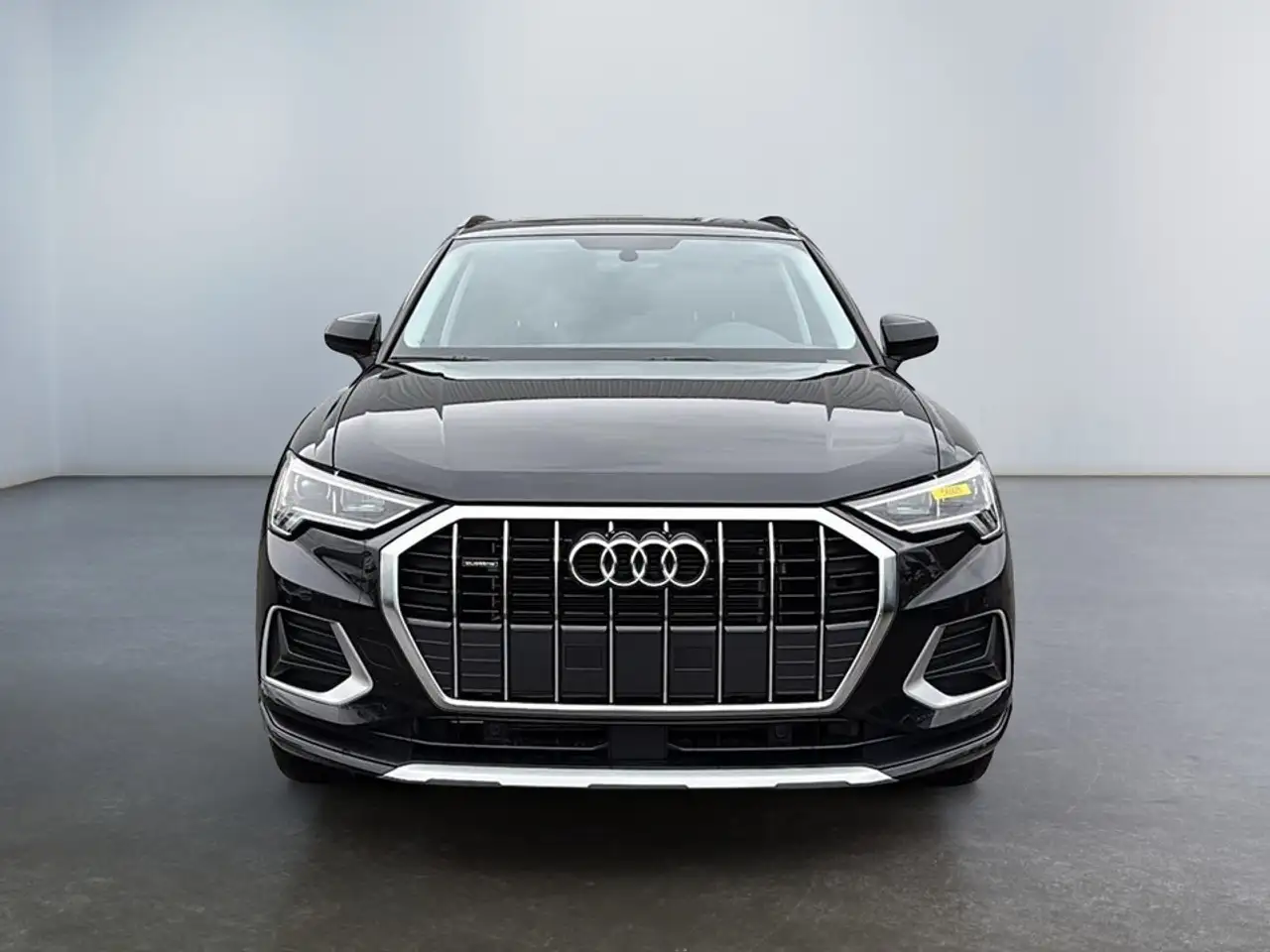 Audi Q3 снимка Audi Q3