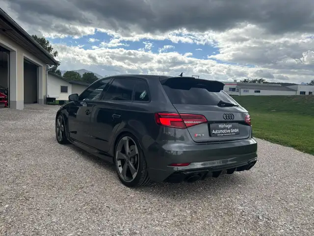 Audi RS3 view 5
