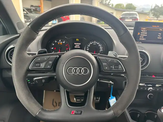 Audi RS3 view 8