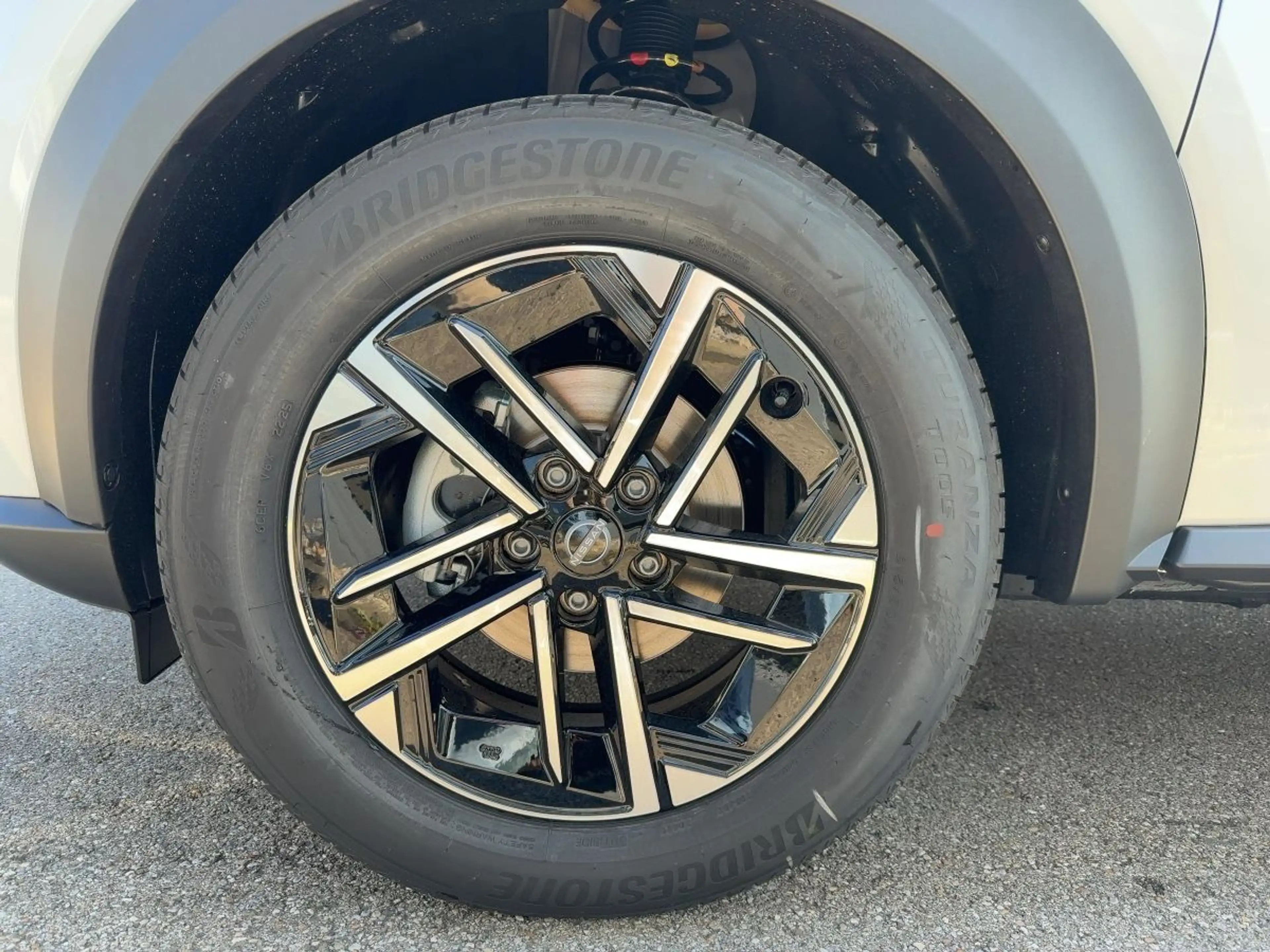 Nissan Juke 1.0 DIG-T N-Connecta LED|SHZ|LHZ|Kam — photo 3