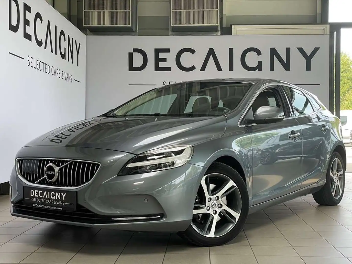 Volvo V40 2.0 T2 Inscription *Leder*Trekhaak*Navigatie Gris - 1
