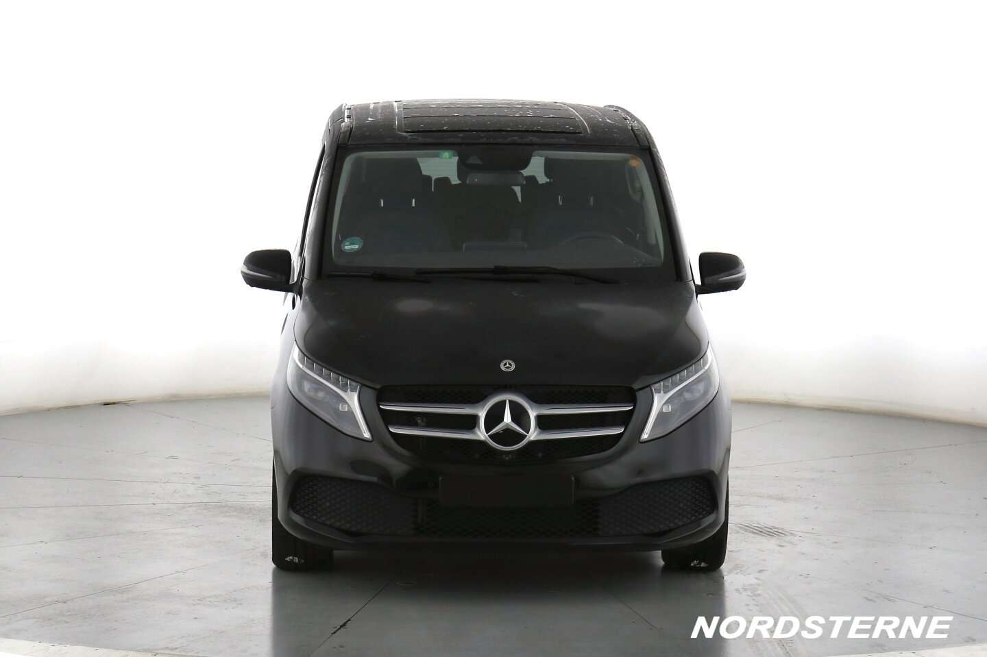 Mercedes-Benz V 220