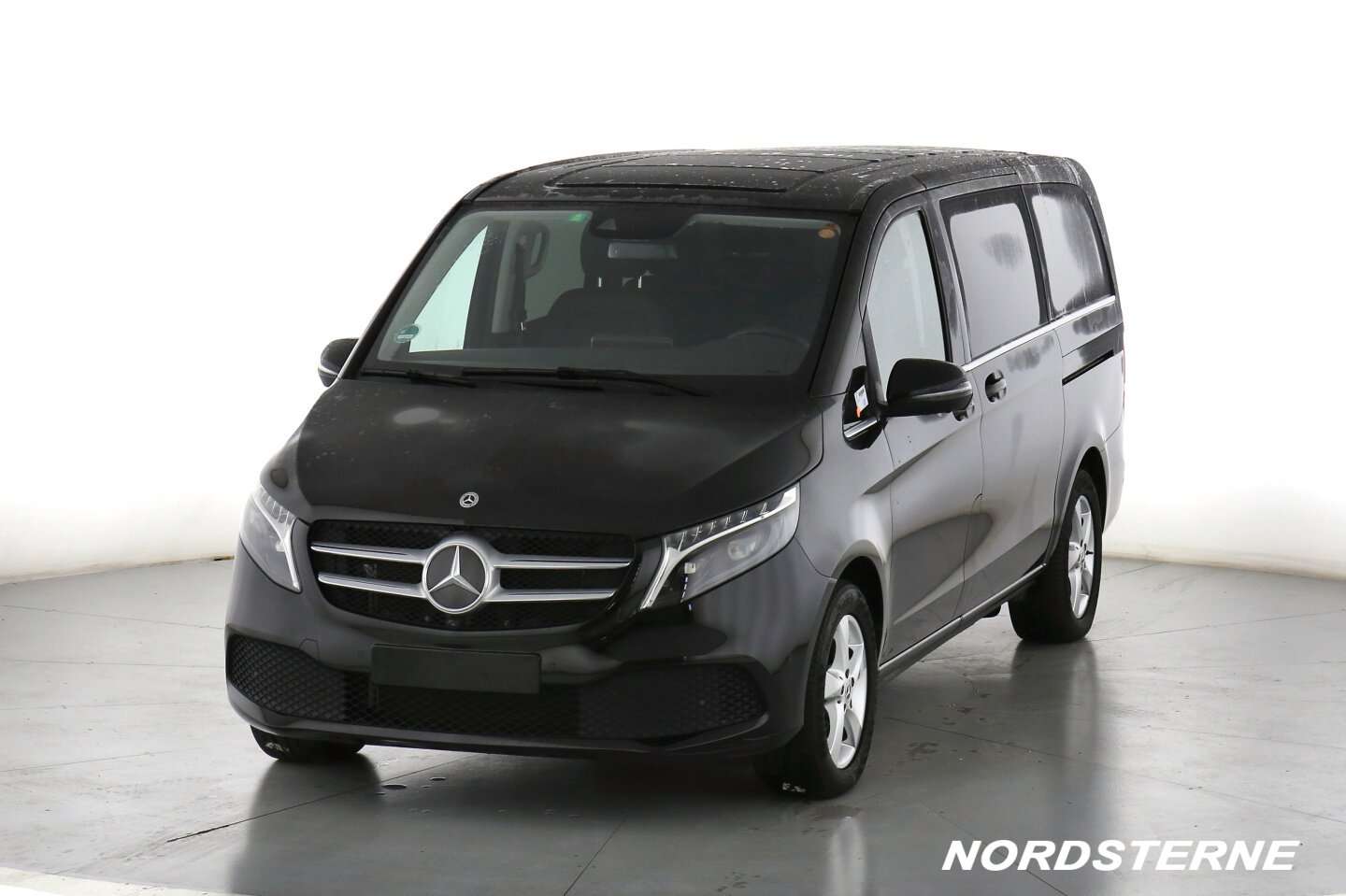 Mercedes-Benz V 220