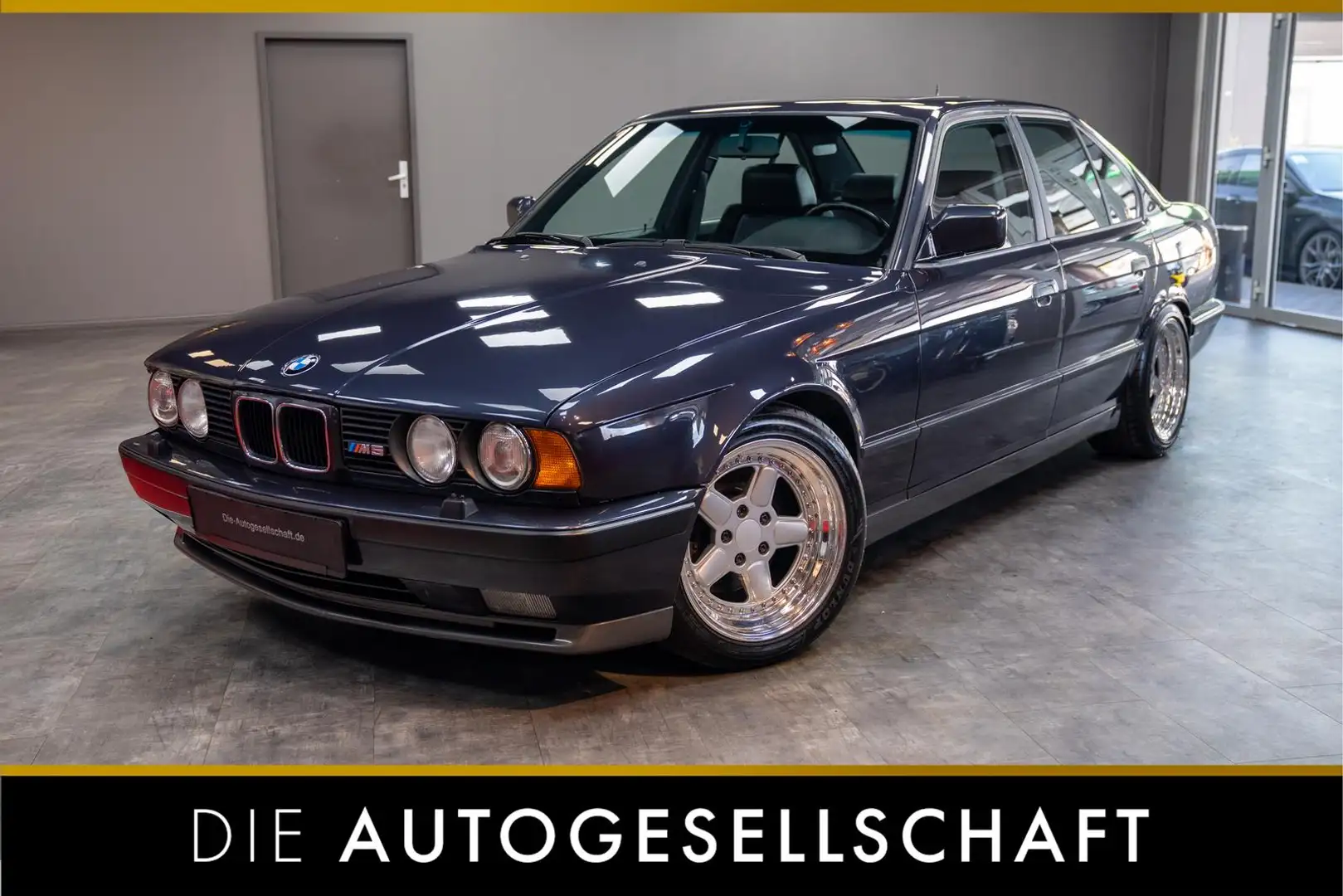 BMW M5 Lim. 3.6*DT.FAHRZEUG*AC SCHNITZER*TEILLEDER* Bleu - 1