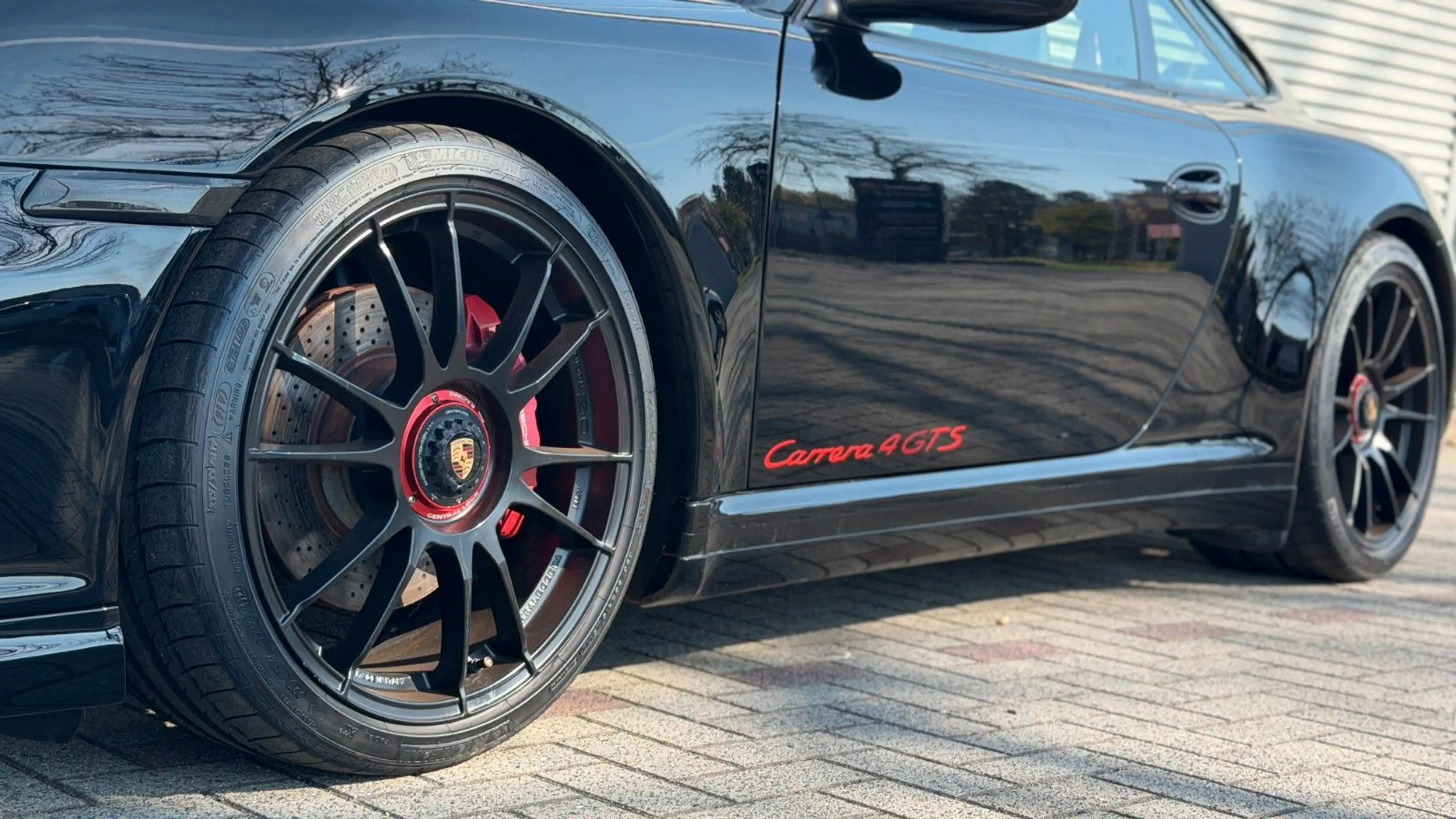 Porsche 997 Carrera 4 GTS Coupé, X51,SportChr.PDK — photo 2