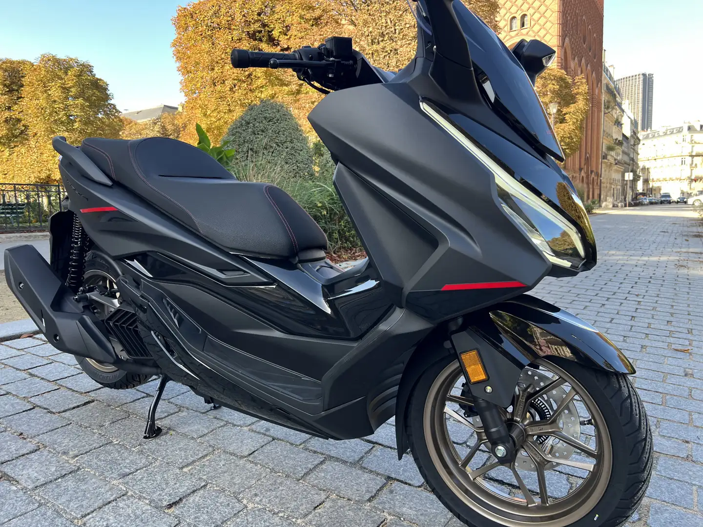Honda Forza 125 Noir - 2