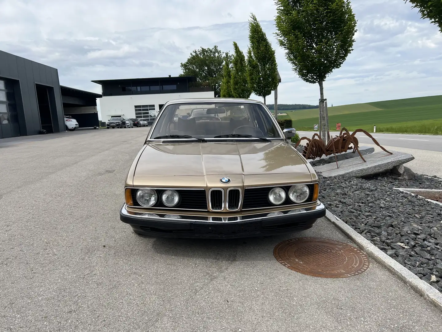 BMW 728 728i - 1