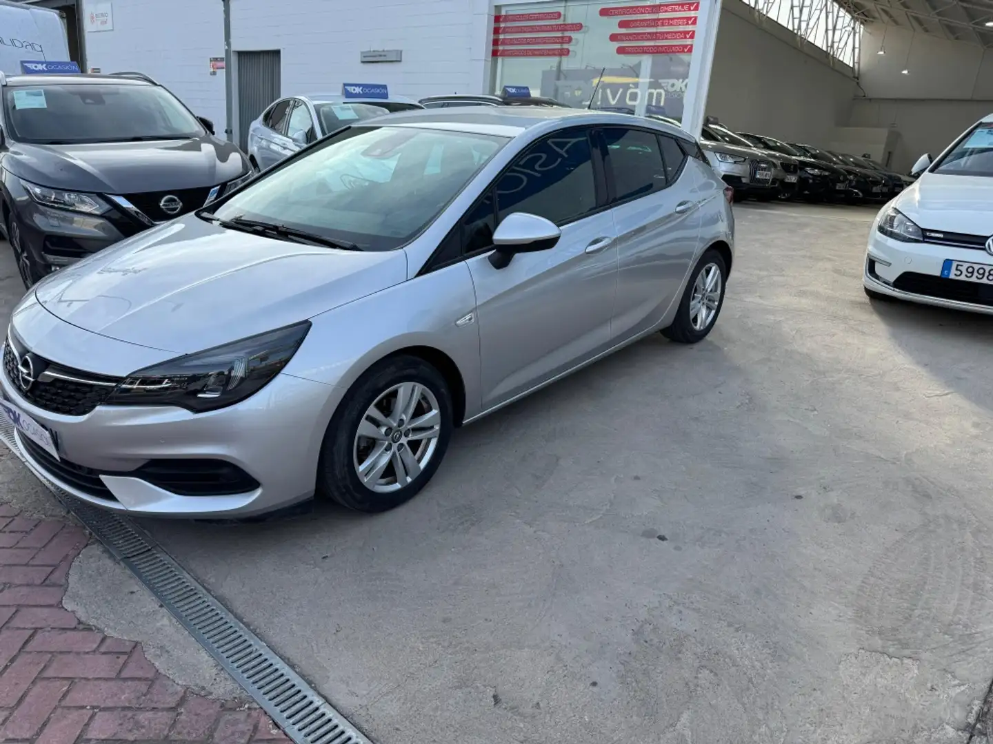 Opel Astra 1.5D S/S Design & Tech 122 Gris - 2