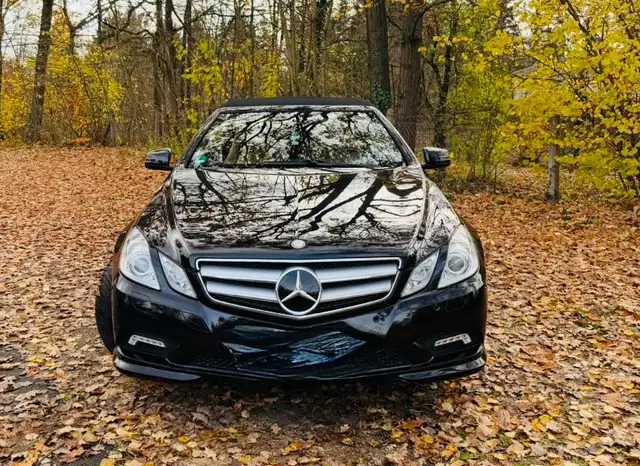 Mercedes-Benz E 350 E- Cabrio AMG 350 KEYLESS-GO/LED/XENON/KLIMA/NAVI