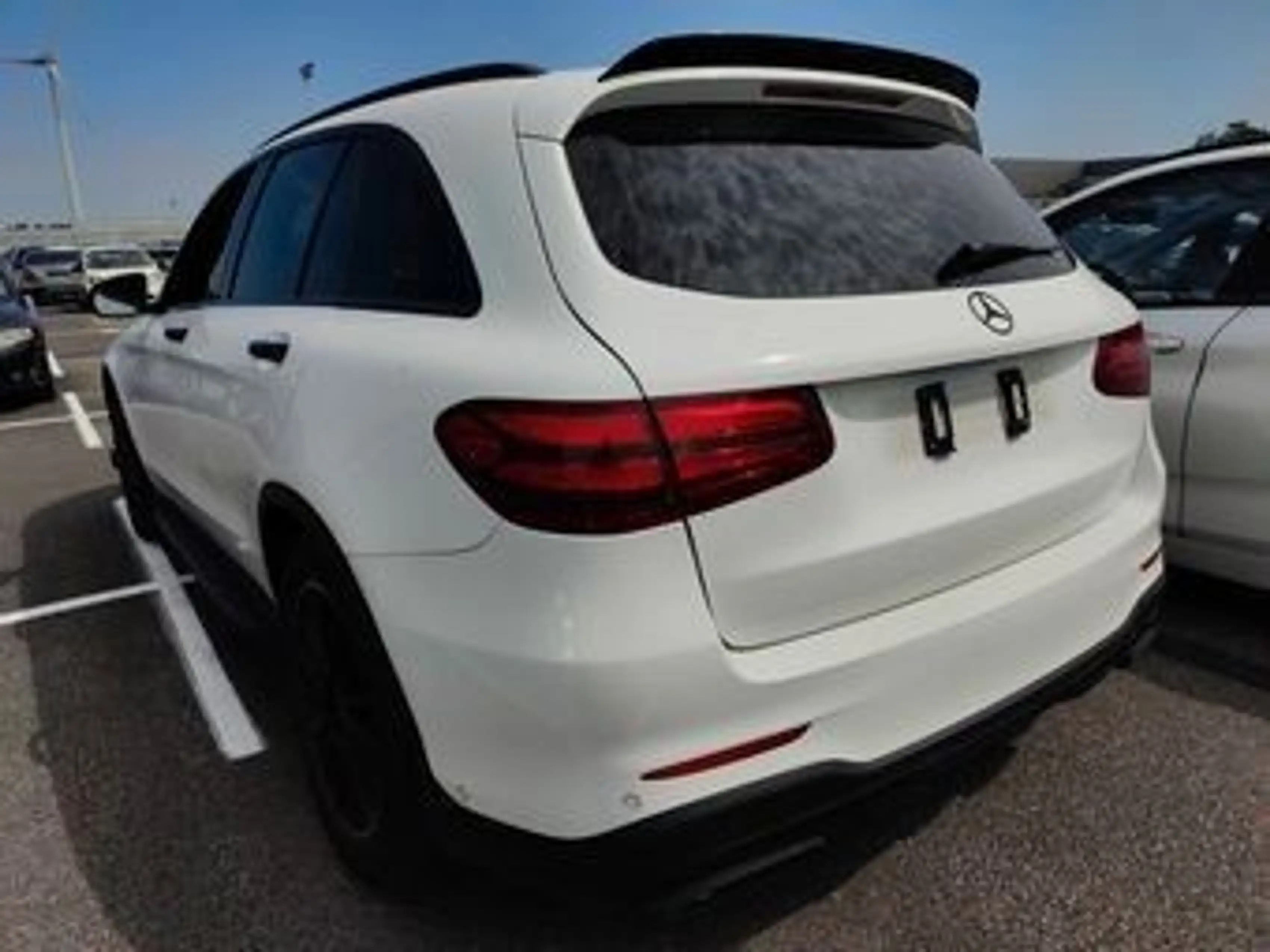 Mercedes-Benz GLC 350 d 4Matic AMG Line / PANO/AHK/LED/ — photo 3
