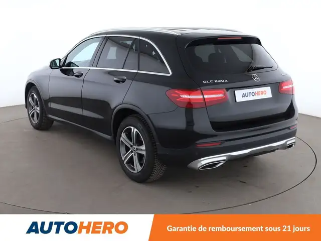Mercedes-Benz GLC view 4