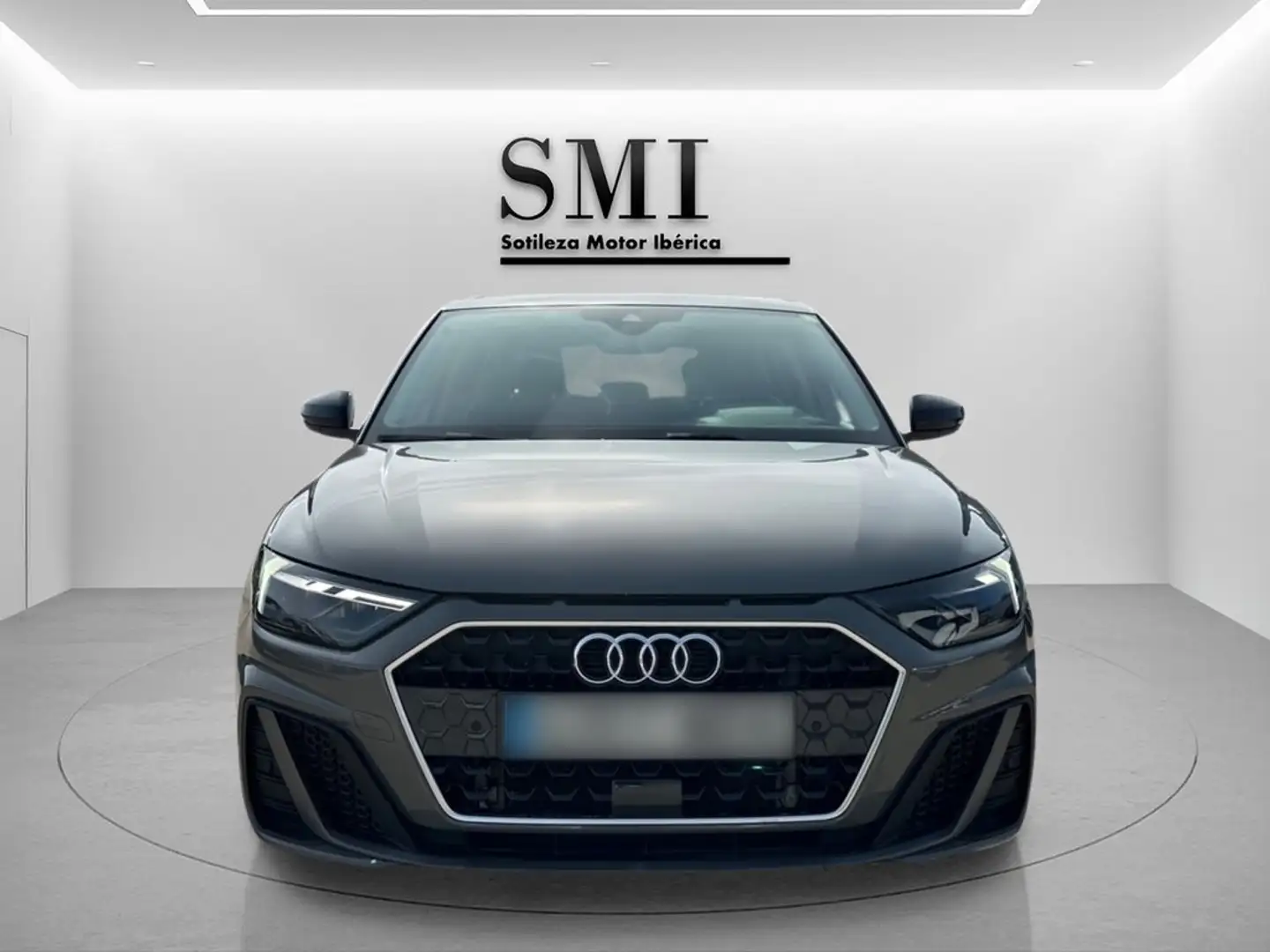 Audi A1 Sportback 25 TFSI Adrenalin Gris - 2
