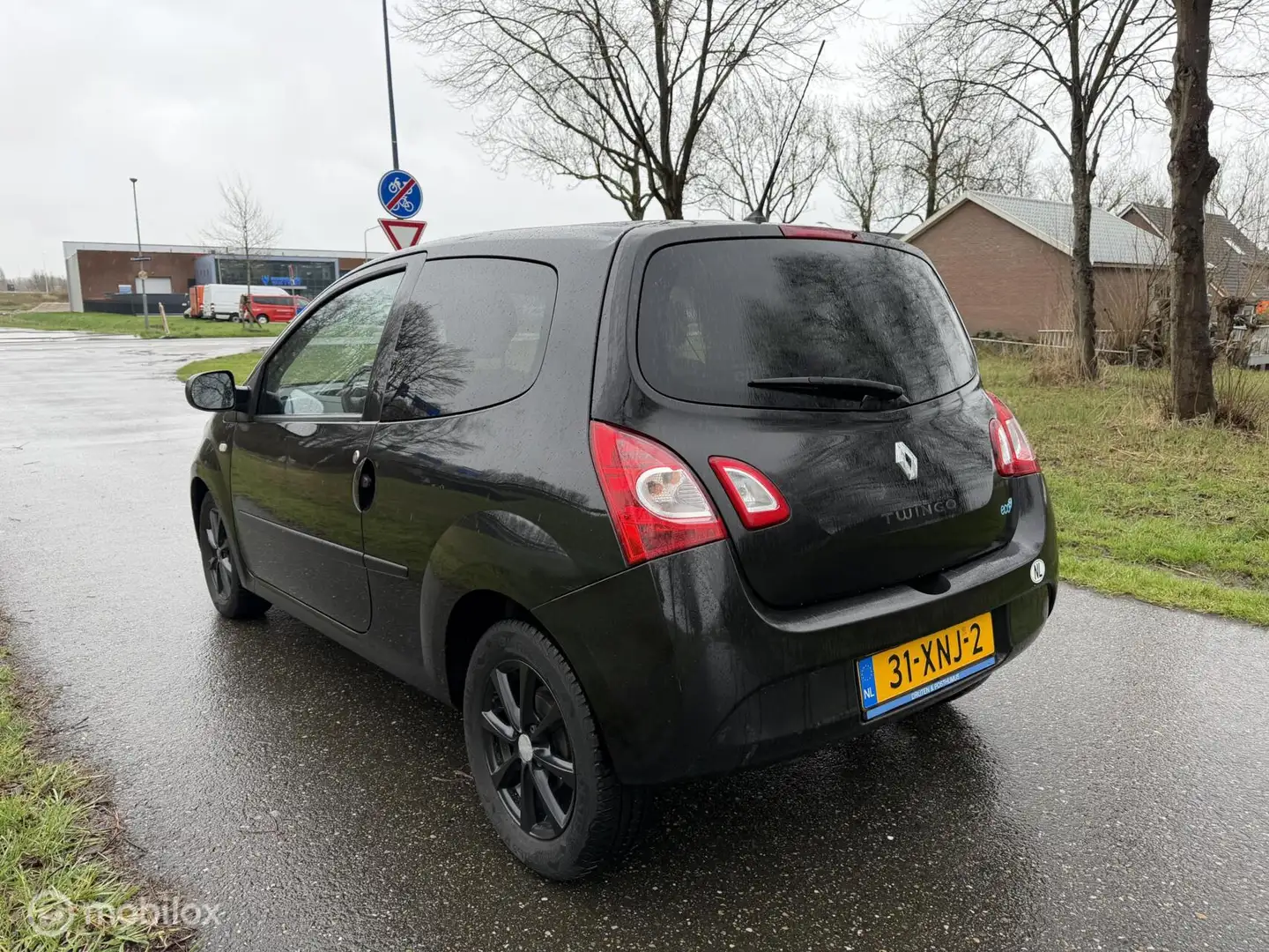 Renault Twingo 1.2 16V Collection*NEW APK 02/27*AIRCO*CRUISE Schwarz - 2