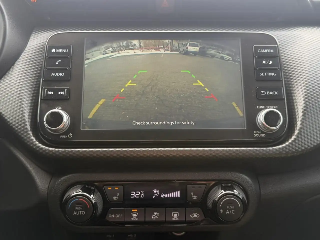 Nissan Kicks снимка Nissan Kicks
