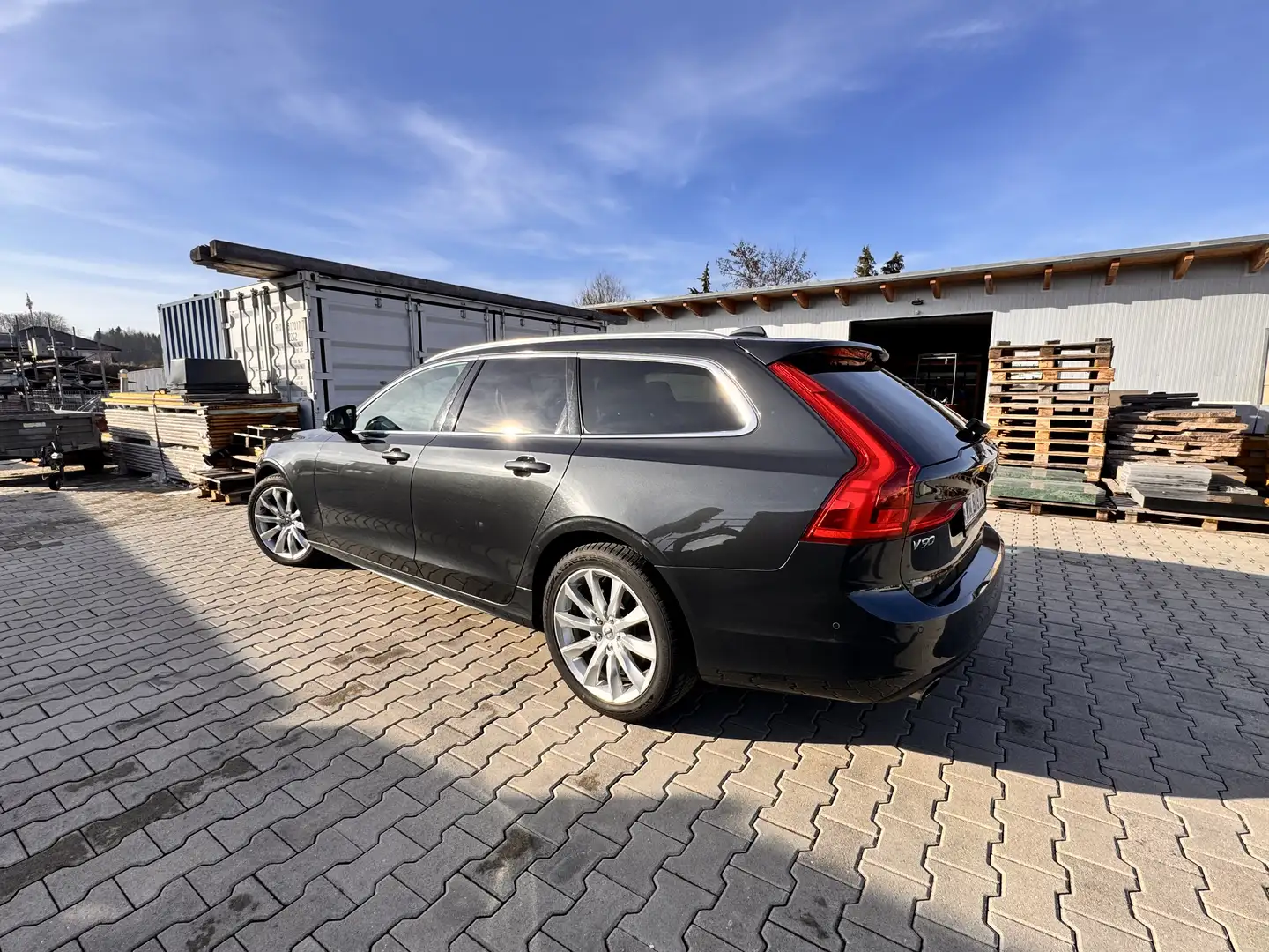 Volvo V90 D5 AWD Momentum Geartronic - 2