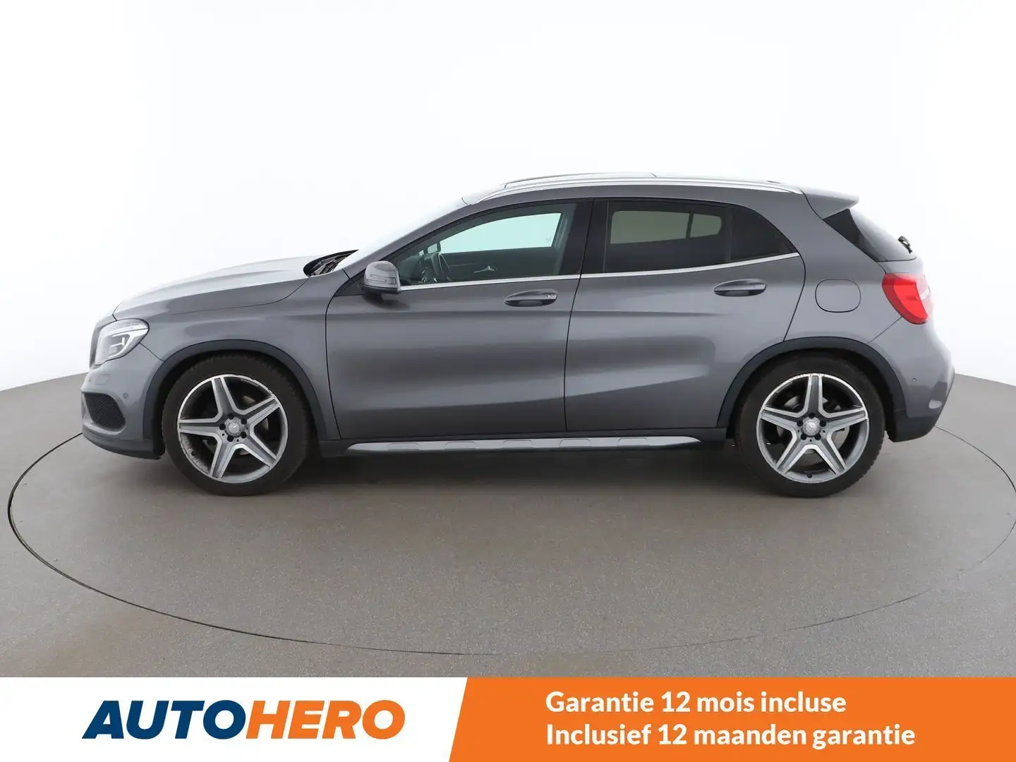 Mercedes-Benz GLA 200 GLA 200 d AMG Line Szürke - 2