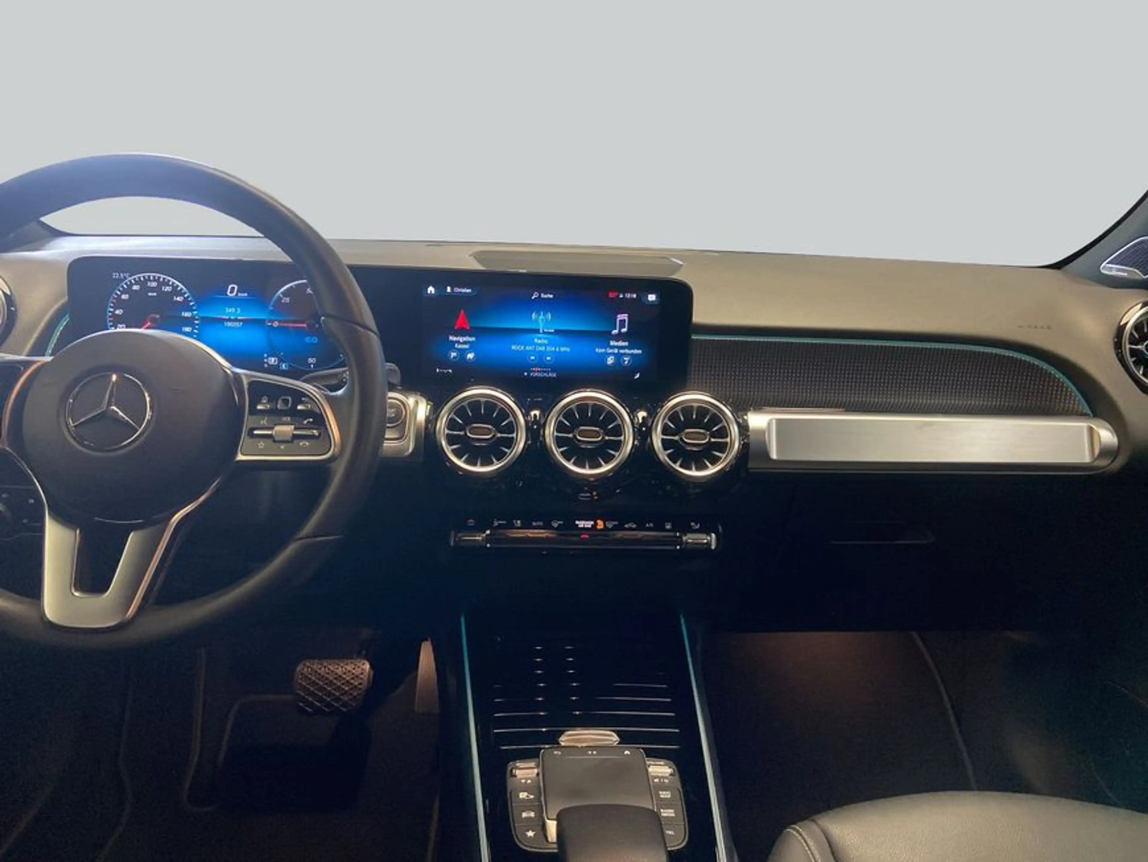 Mercedes-Benz EQB 300 EQB — photo 14