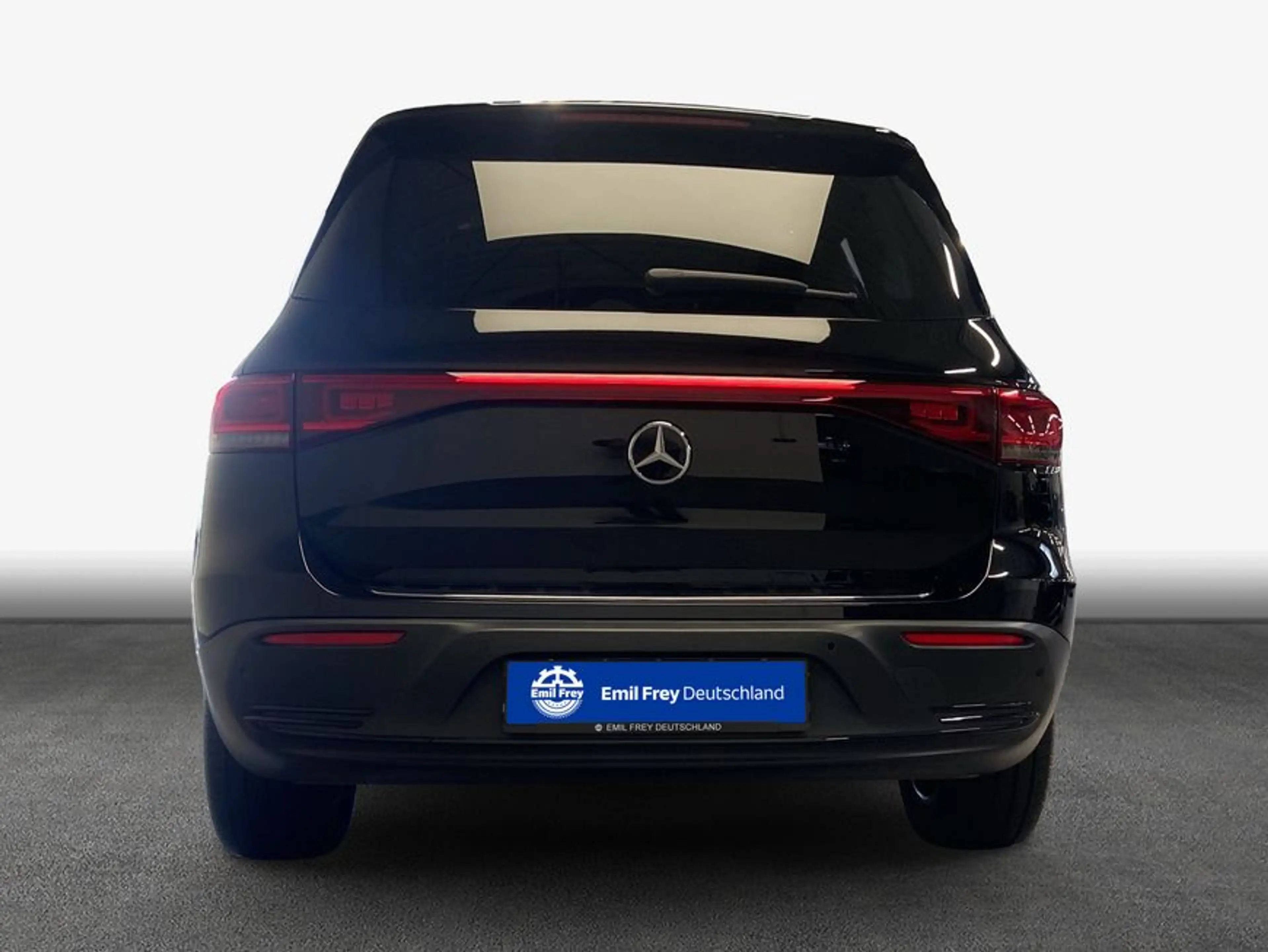 Mercedes-Benz EQB 300 EQB — photo 5