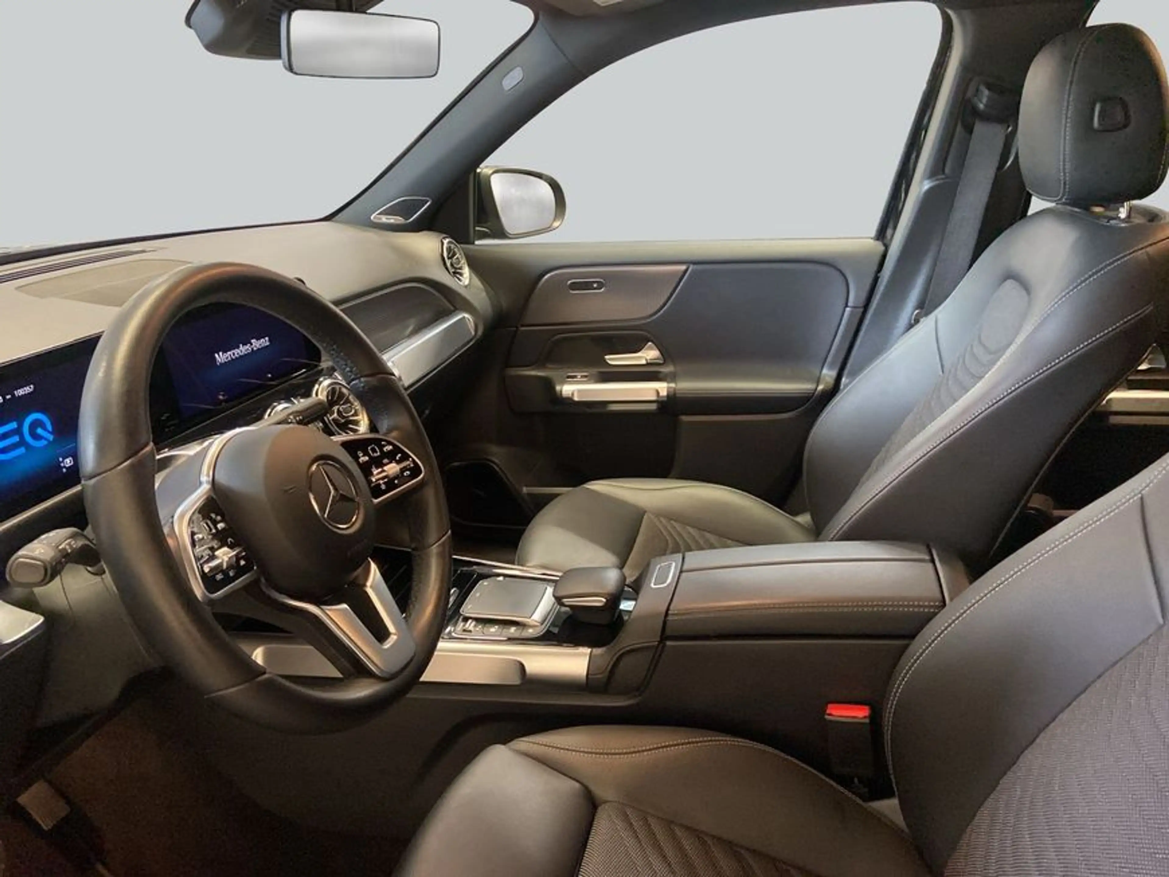 Mercedes-Benz EQB 300 EQB — photo 9