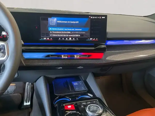 BMW M5 view 11