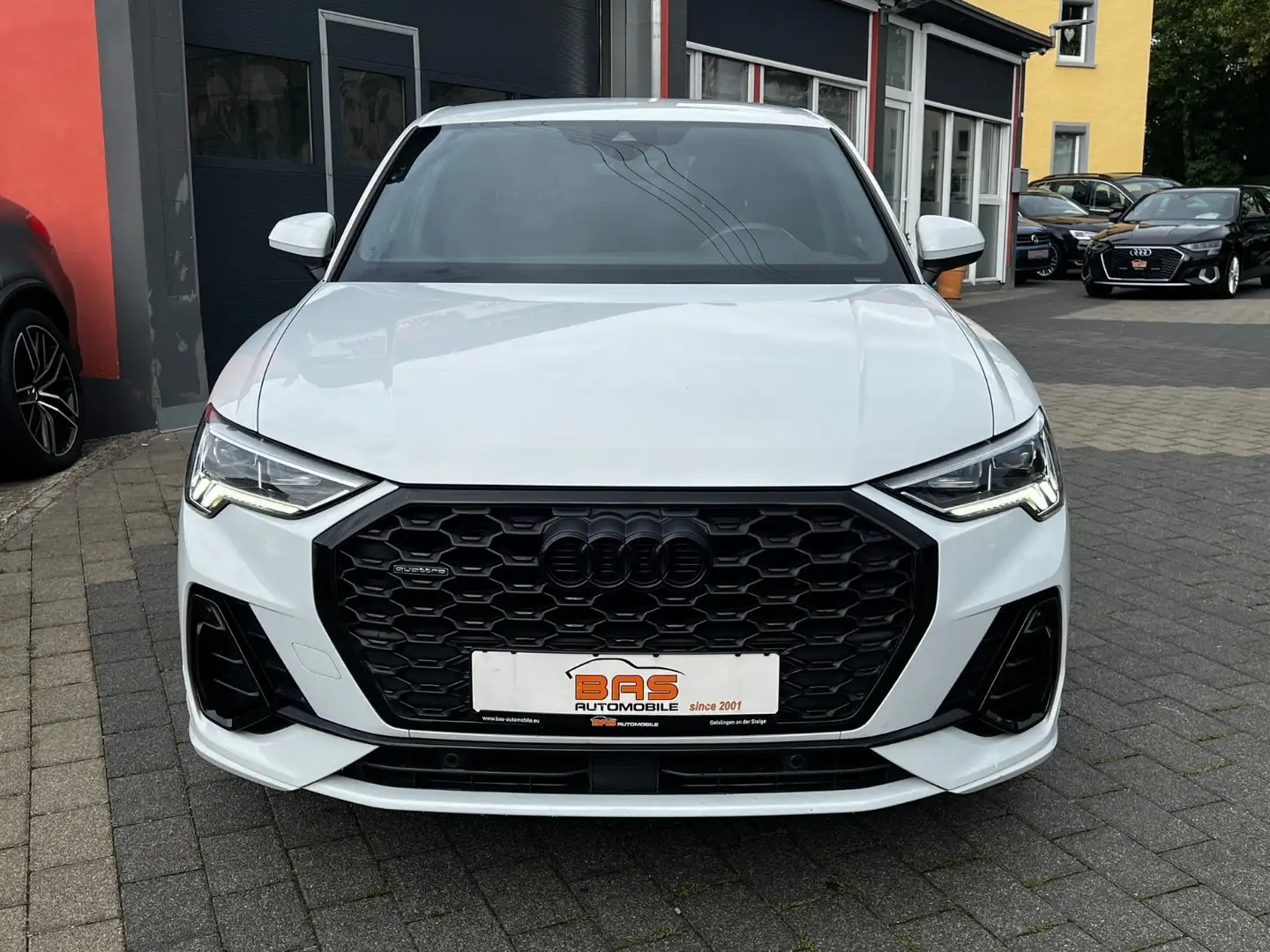 Audi Q3 Sportback 40 TDI quattro S line*STDHZ*LED*B&O Weiß - 2