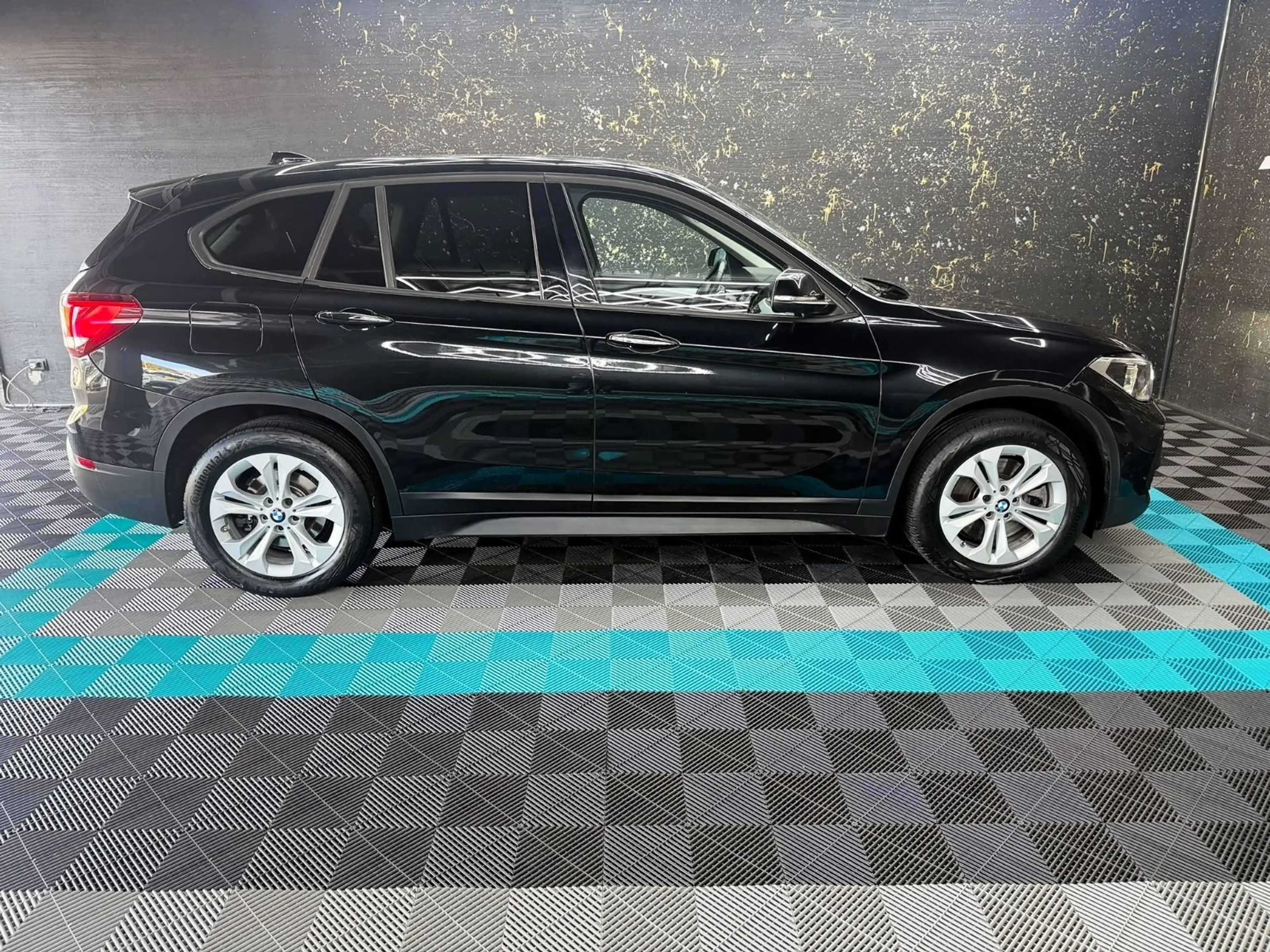 BMW X1 xDrive 25 e Advantage/2HND/SHZ/MEMORY-PAKET — photo 4