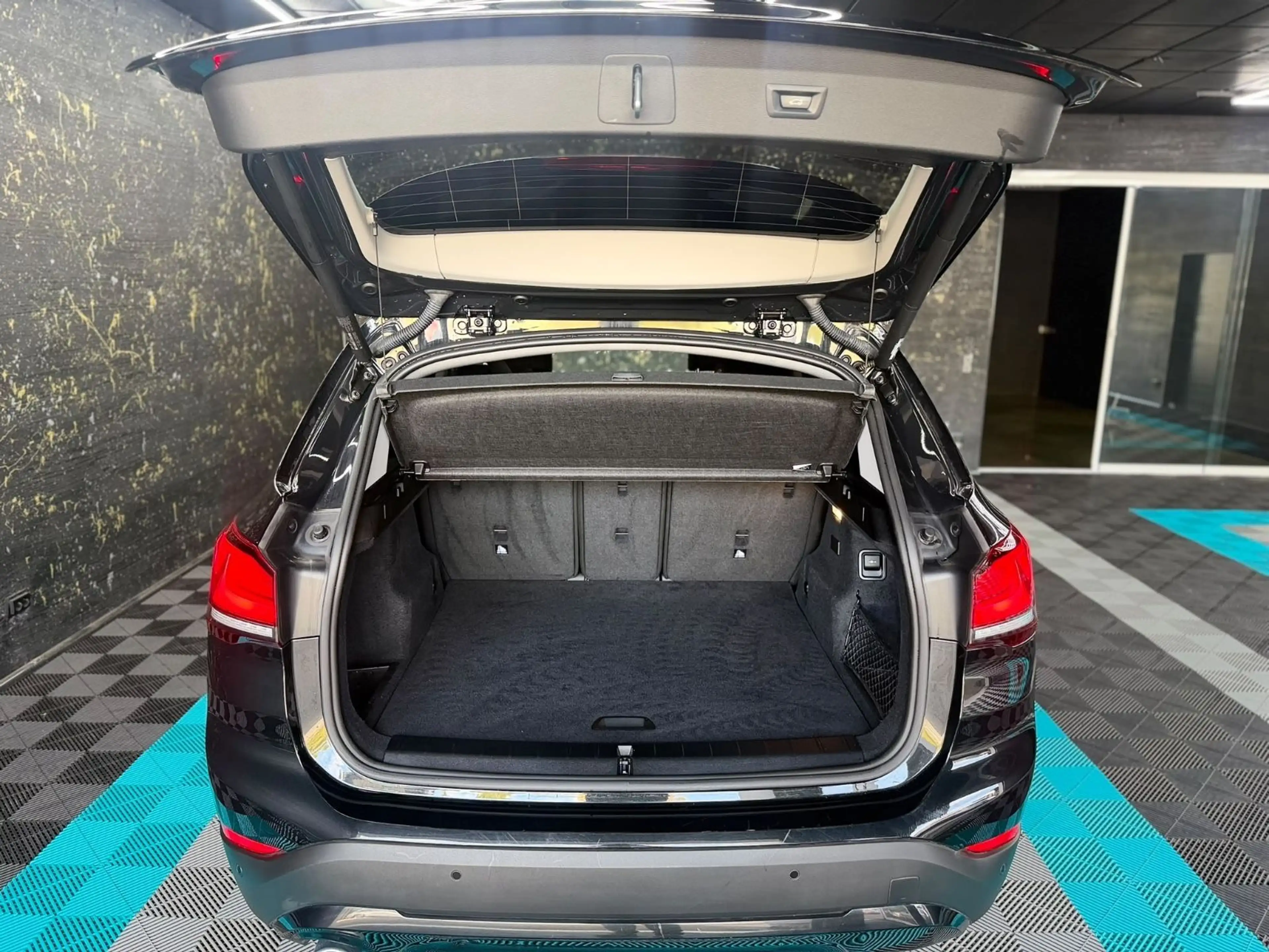 BMW X1 xDrive 25 e Advantage/2HND/SHZ/MEMORY-PAKET — photo 15