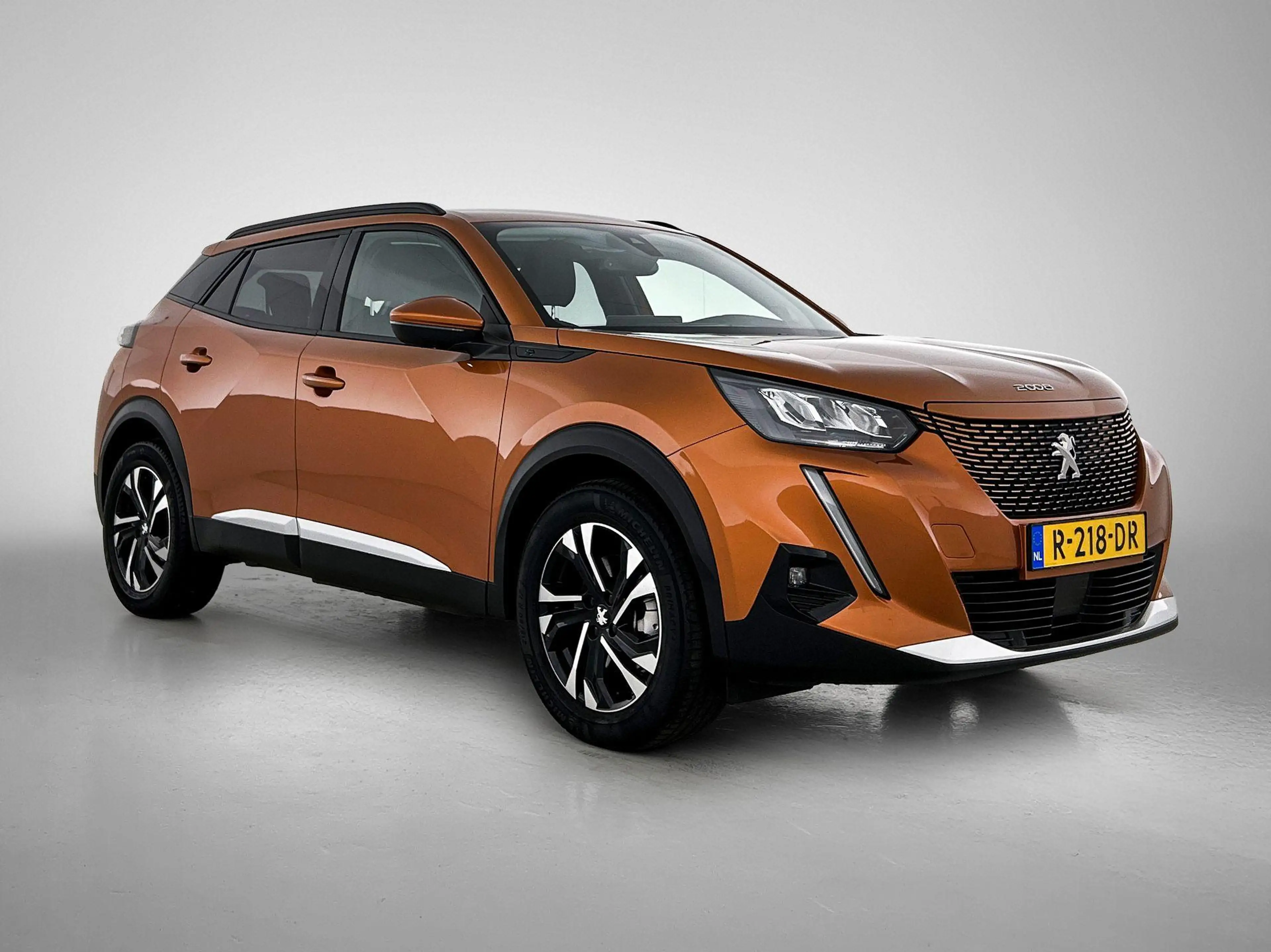 Peugeot e-2008 EV GT 50 kWh | Automaat | Climate control | Camera — photo 7