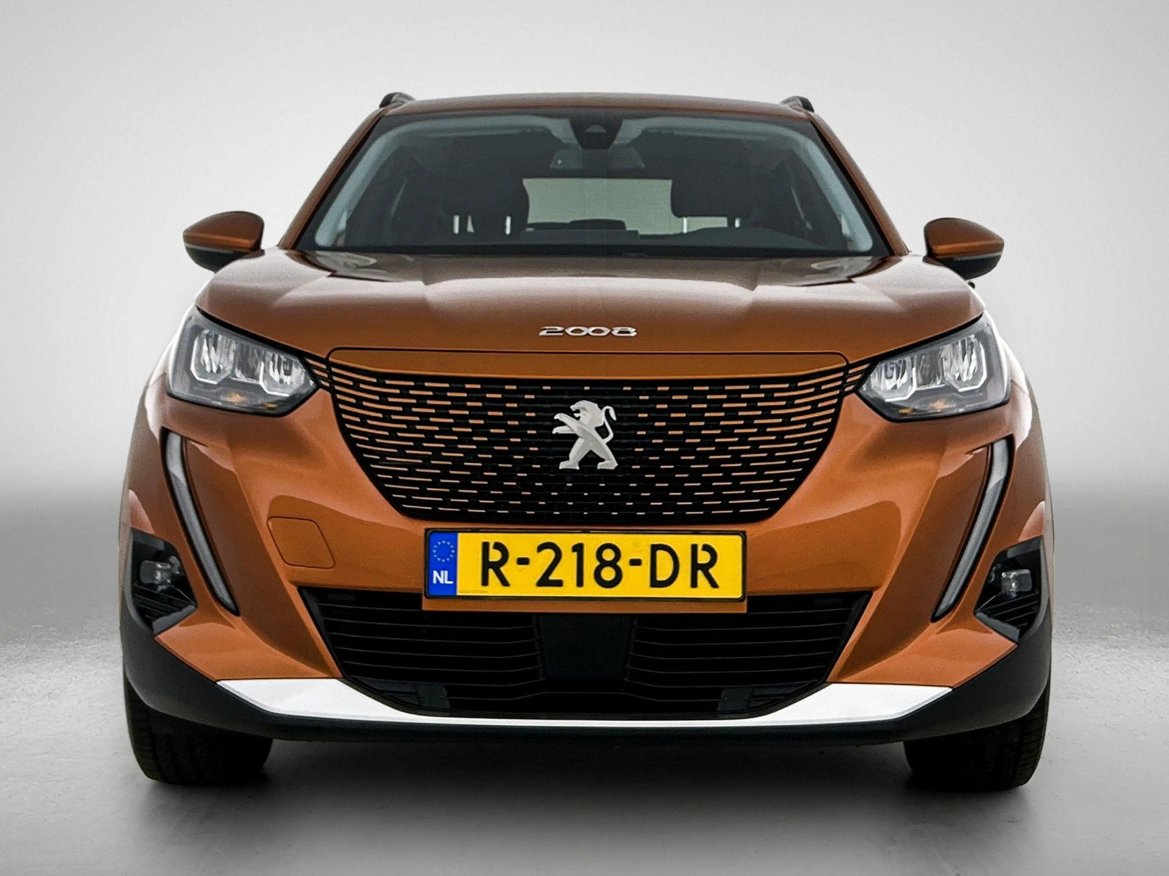 Peugeot e-2008 EV GT 50 kWh | Automaat | Climate control | Camera — photo 8