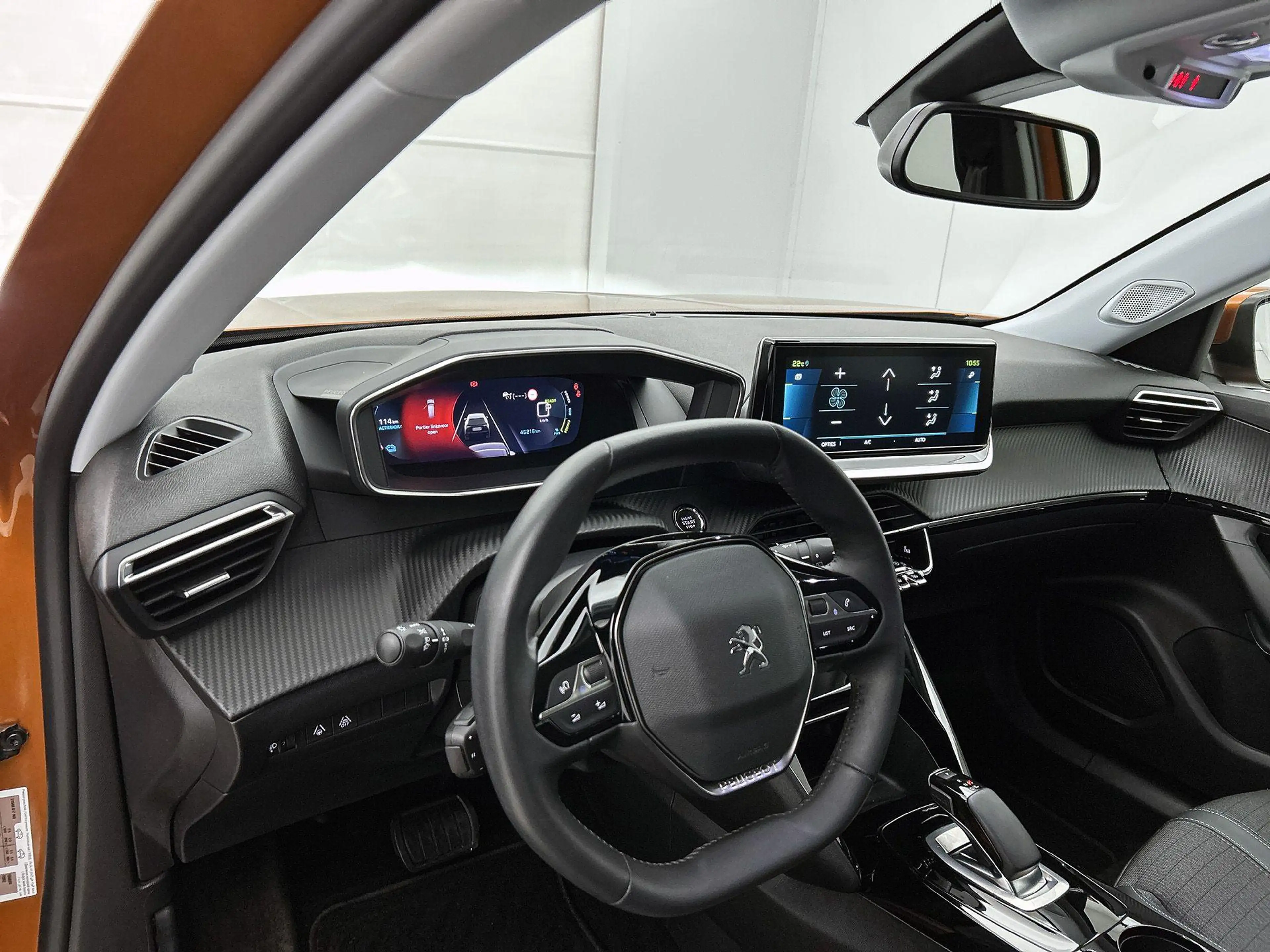 Peugeot e-2008 EV GT 50 kWh | Automaat | Climate control | Camera — photo 10